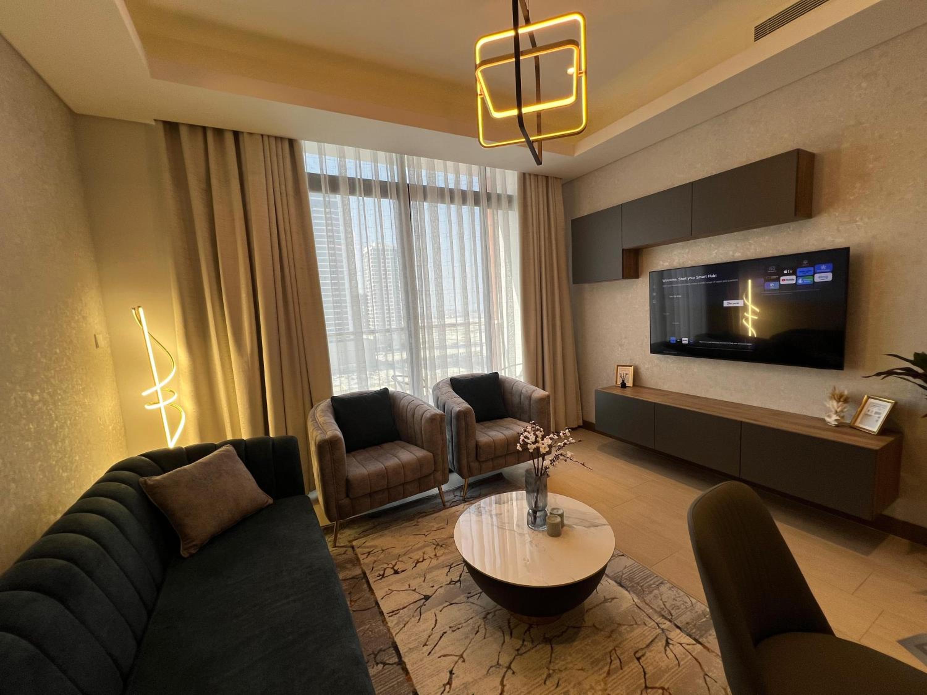 Modern & luxury apartment with Seaview balcony