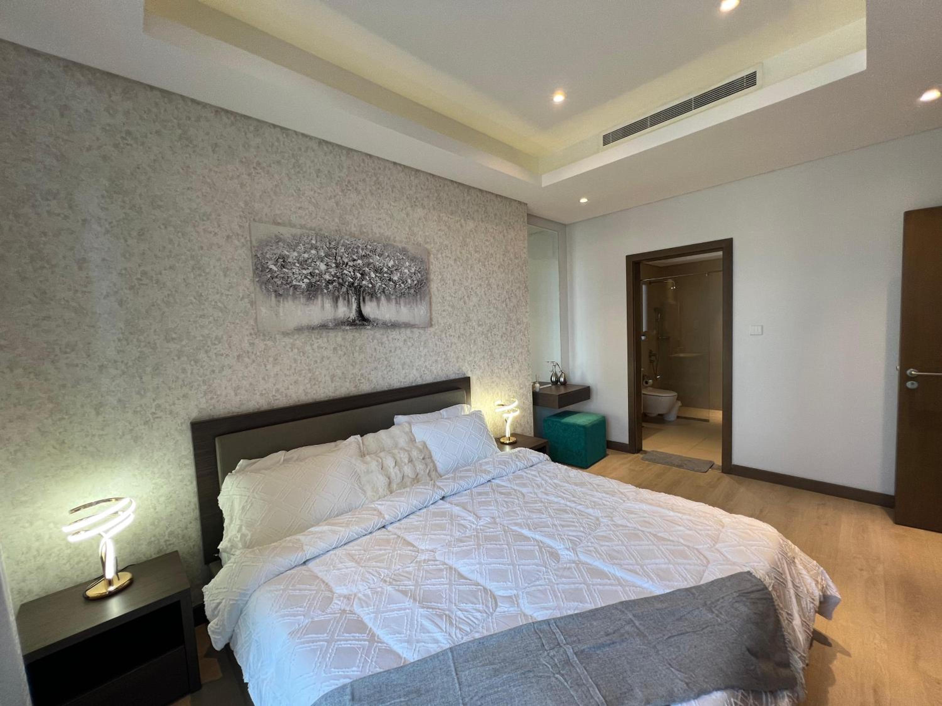 Modern & luxury apartment with Seaview balcony