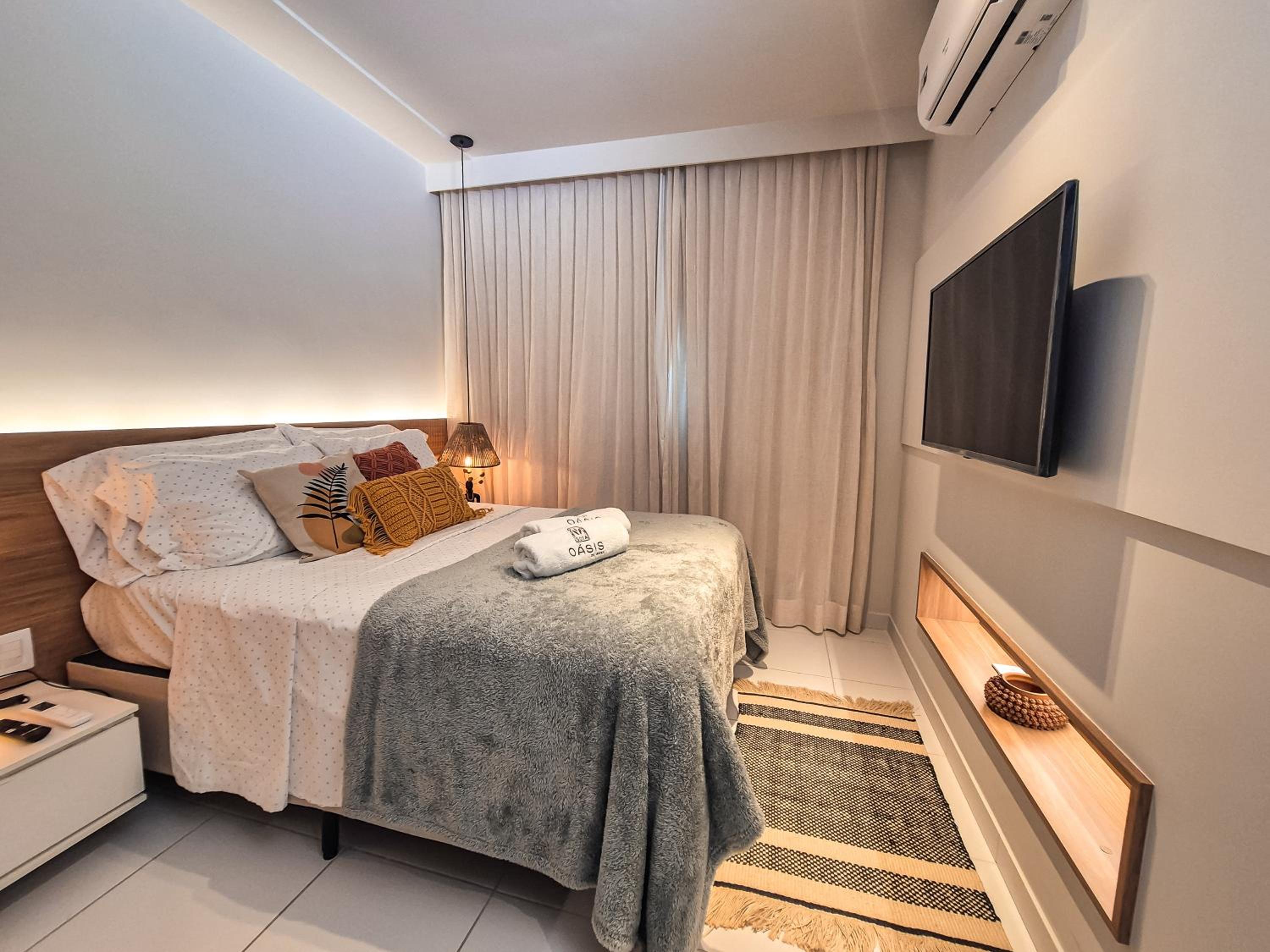 Flat Luxo Oasis do Mana 350m da praia, Polo Aquático-2Qts, 2Gar