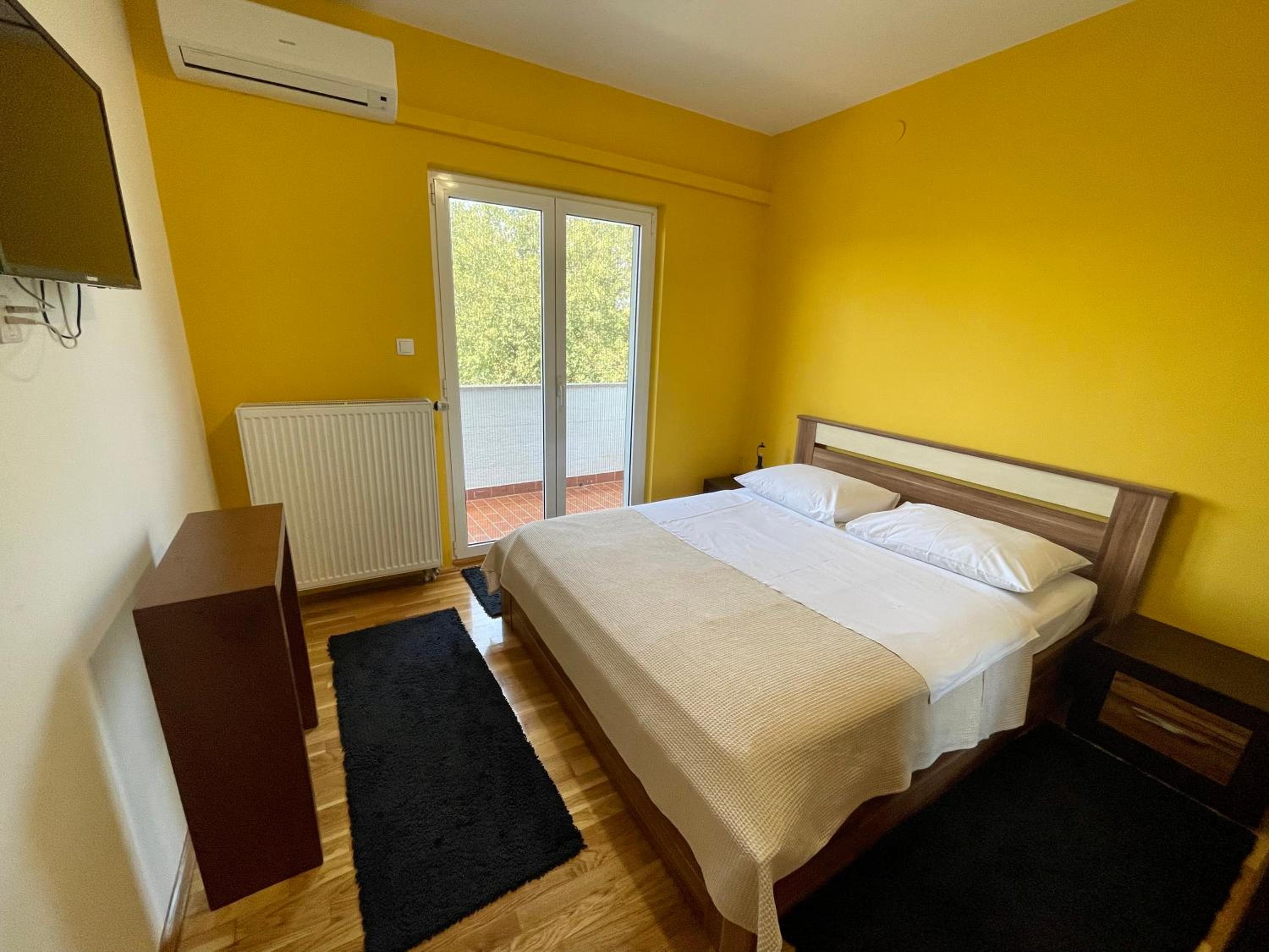 Ana Guest House