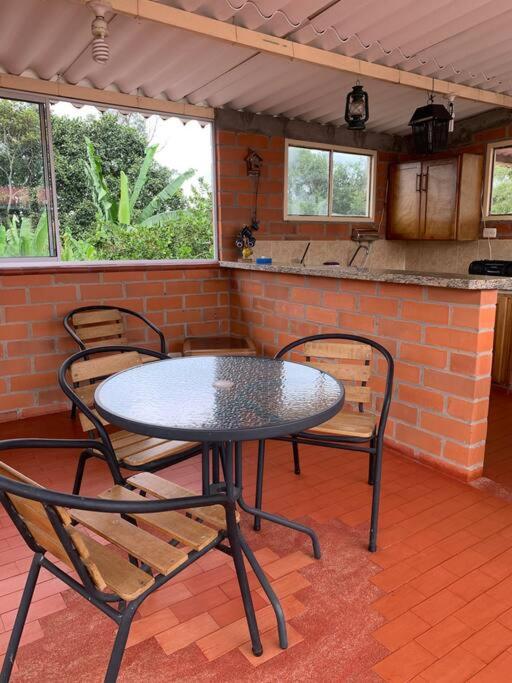 Cabaña Adropao Campestre con piscina y bbq