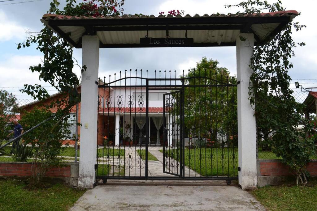Cabaña Adropao Campestre con piscina y bbq