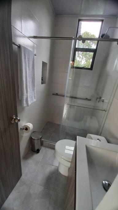 Cabaña Adropao Campestre con piscina y bbq