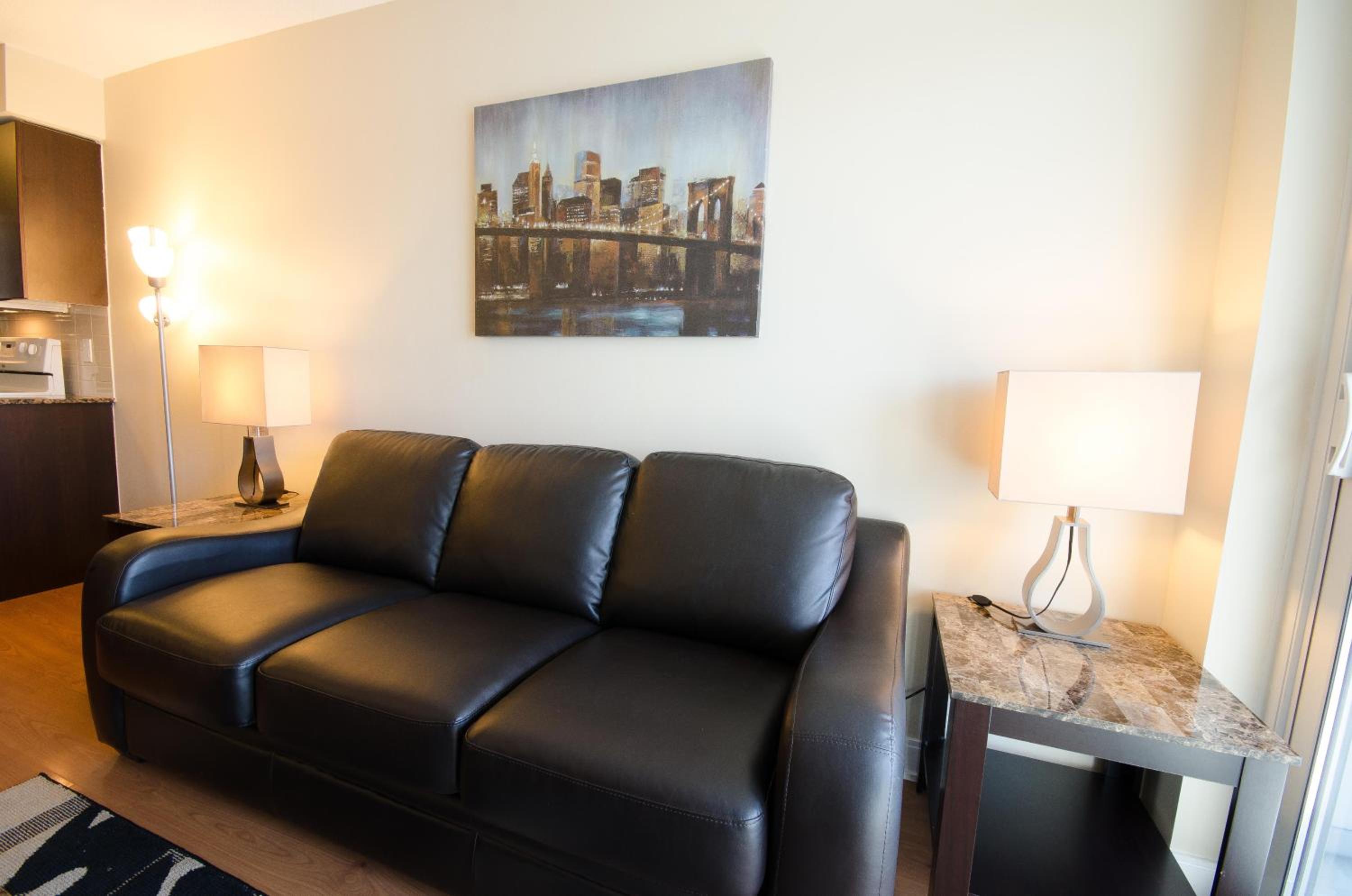 Royal Stays Furnished Apartments - Square One