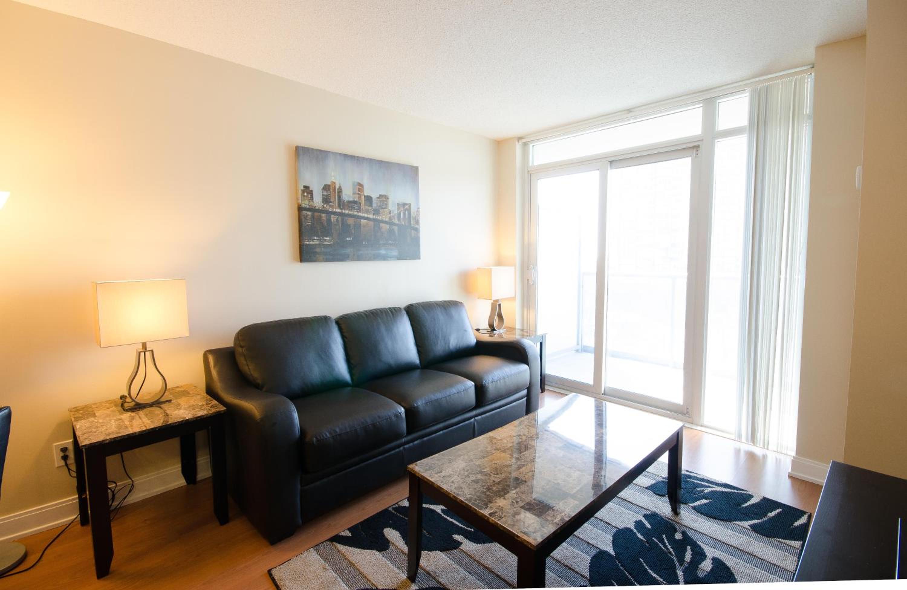 Royal Stays Furnished Apartments - Square One