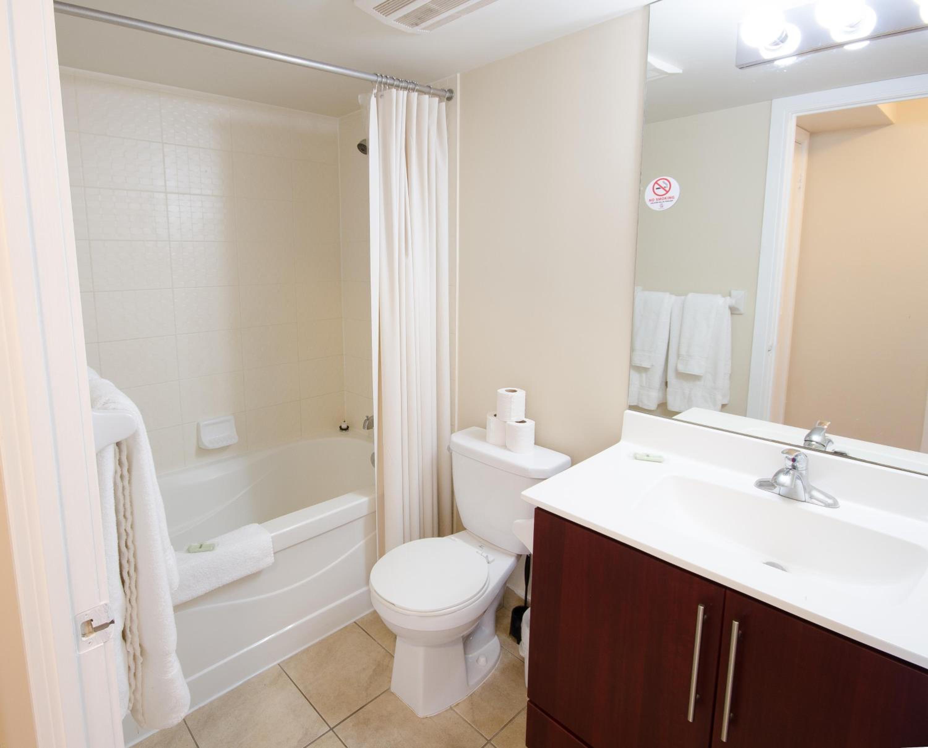 Royal Stays Furnished Apartments - Square One