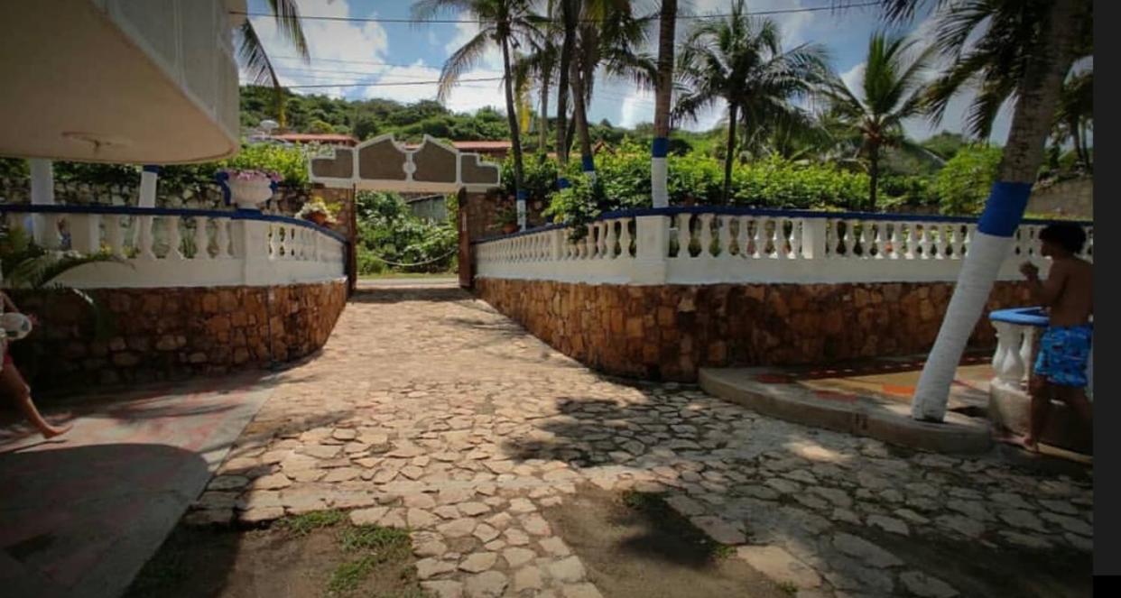 Cabaña tranquila, piscina, mar y privacidad