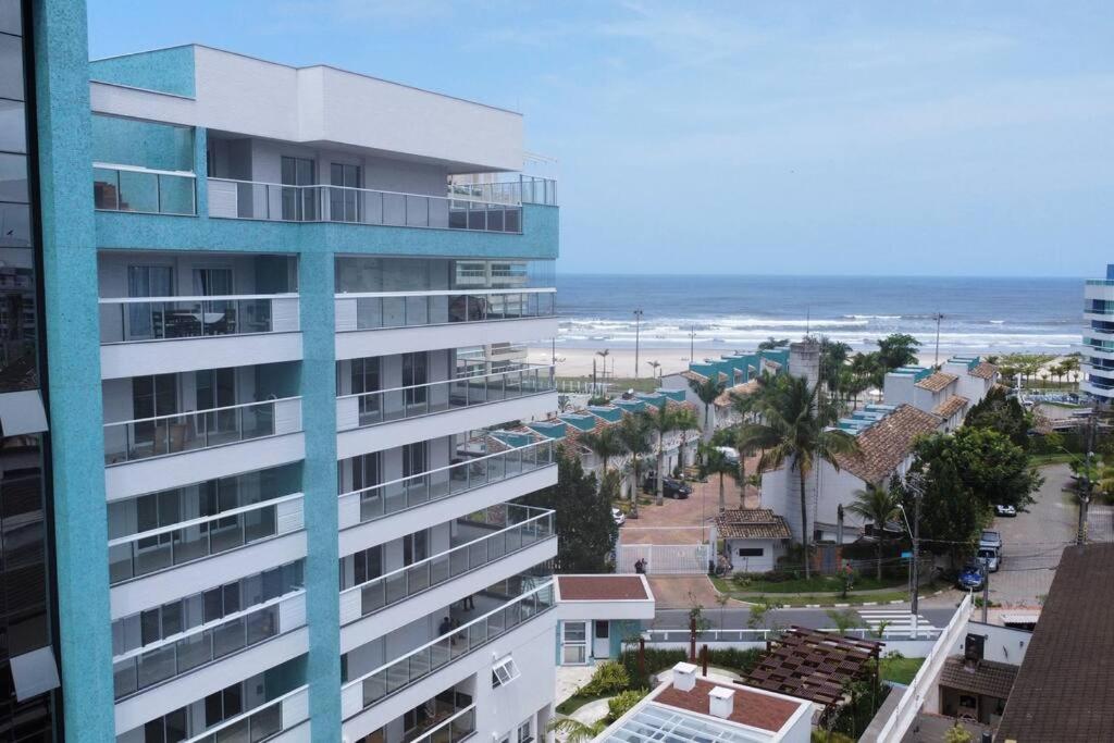 BG - Apartamento alto padrão à beira-mar em Bertioga