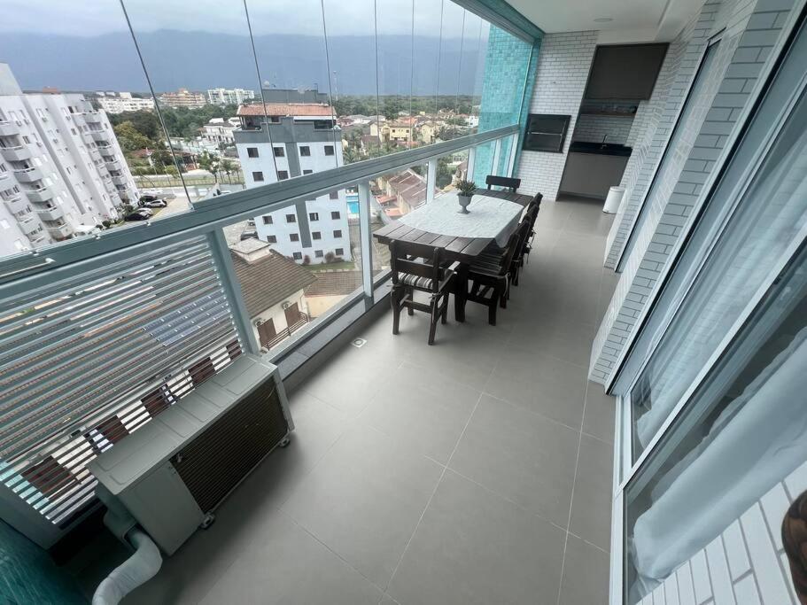 BG - Apartamento alto padrão à beira-mar em Bertioga