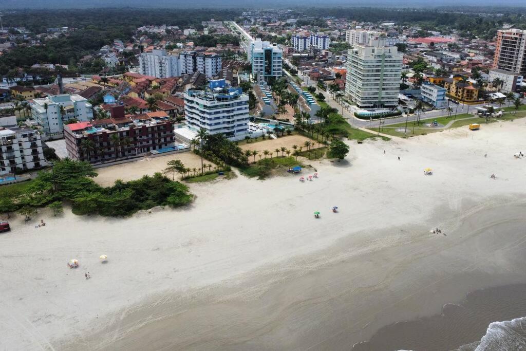 BG - Apartamento alto padrão à beira-mar em Bertioga