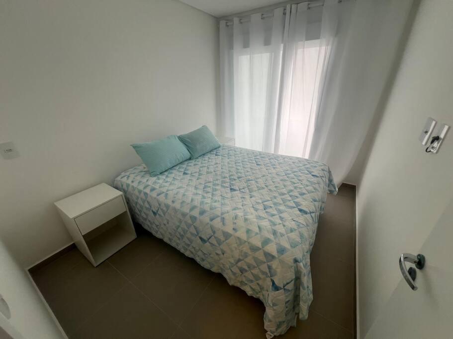 BG - Apartamento alto padrão à beira-mar em Bertioga