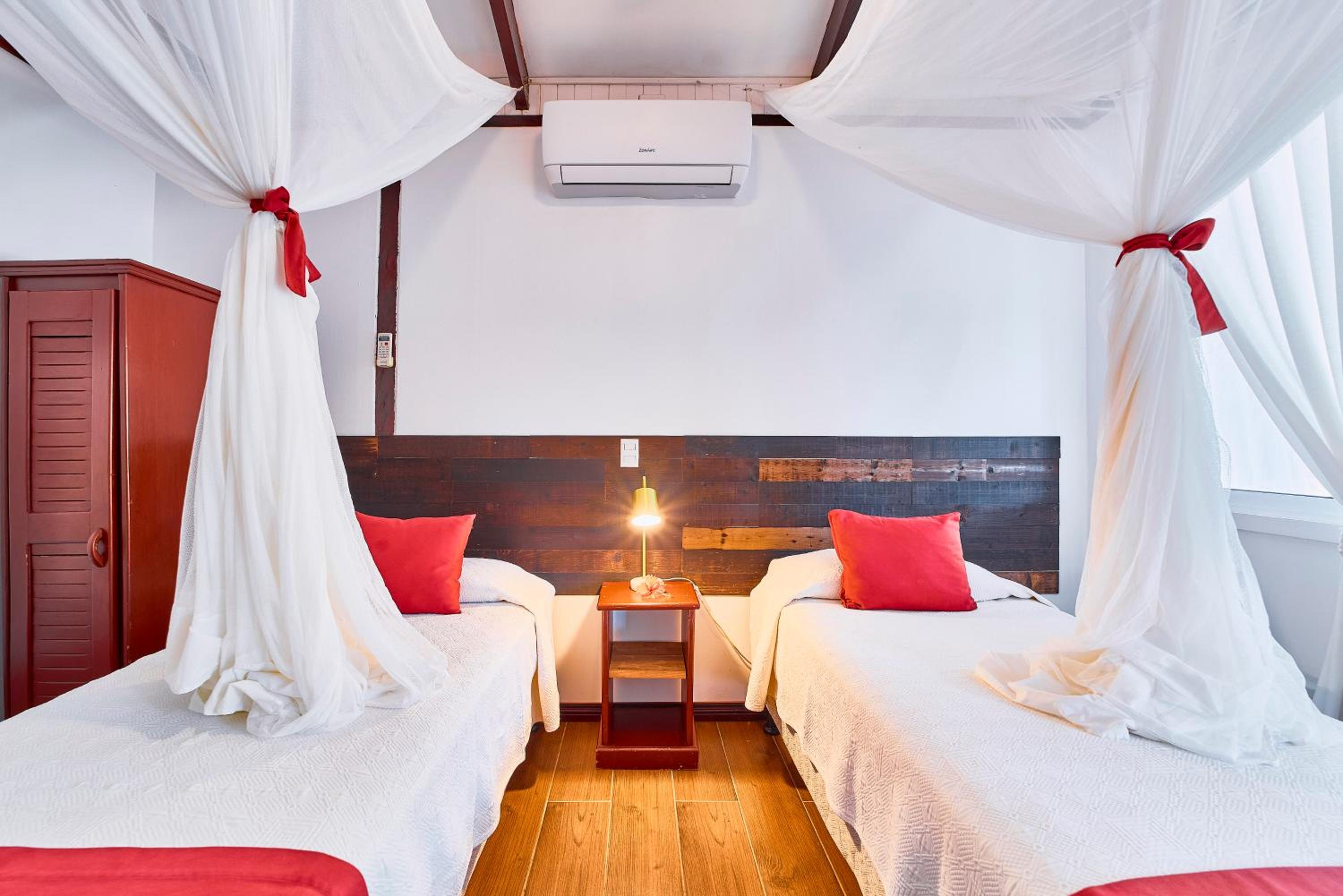 Hotel El Encanto