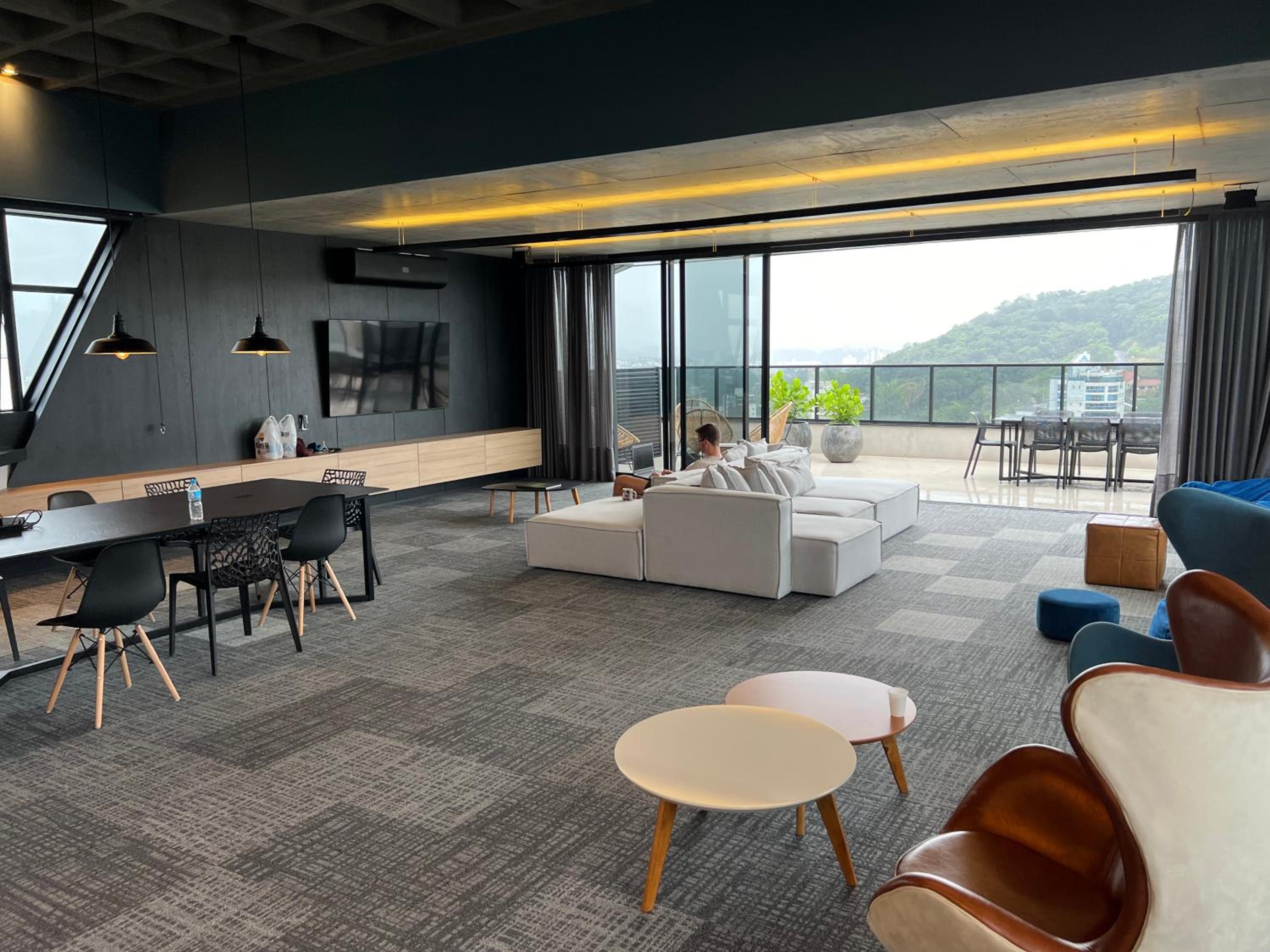 LOFT confortável, próximo a Universidade FURB e Parque da Oktoberfest - Apartamento novo em prédio novo