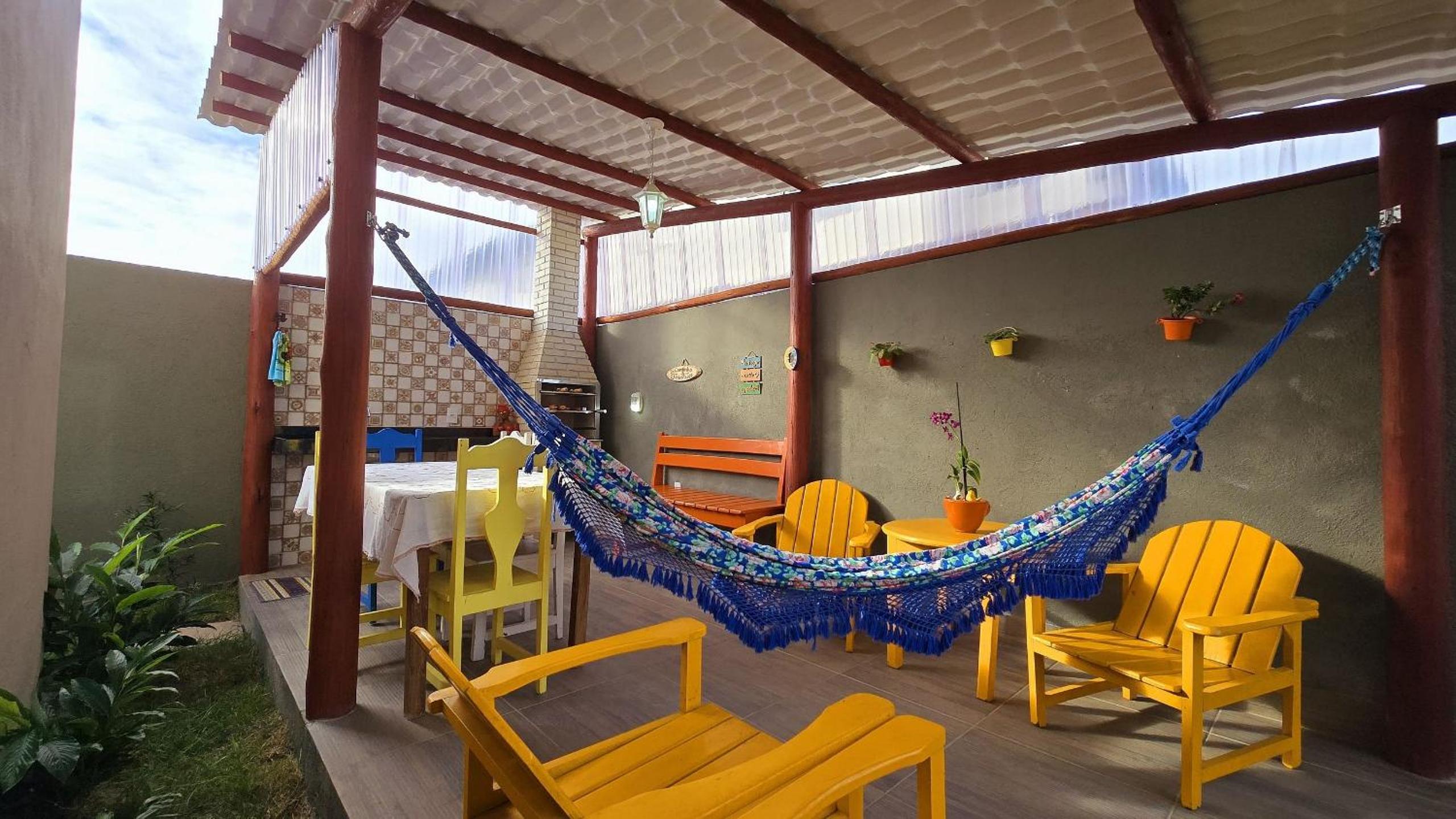 Duplex com Piscina e 3 Quartos no Alto do Mundaí