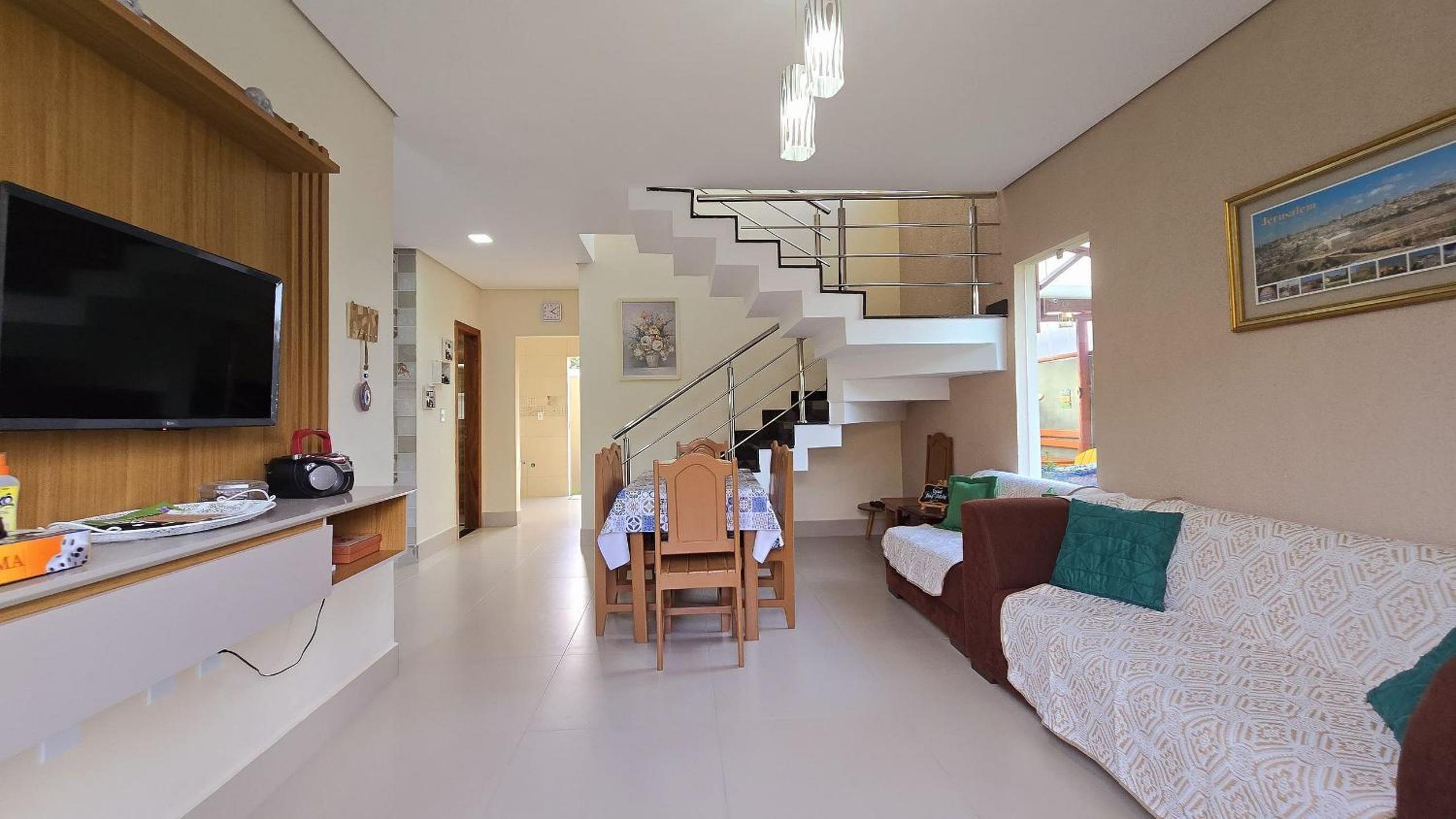 Duplex com Piscina e 3 Quartos no Alto do Mundaí