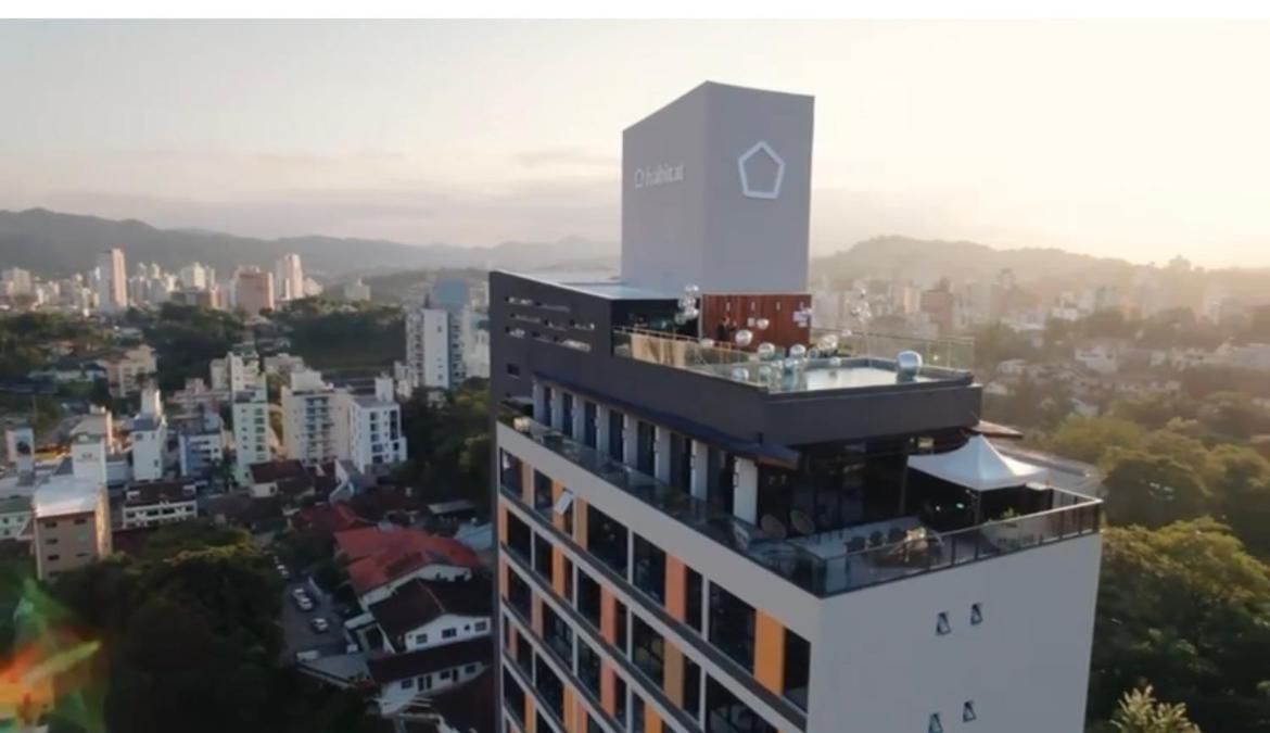 LOFT confortável, próximo a Universidade FURB e Parque da Oktoberfest - Apartamento novo em prédio novo