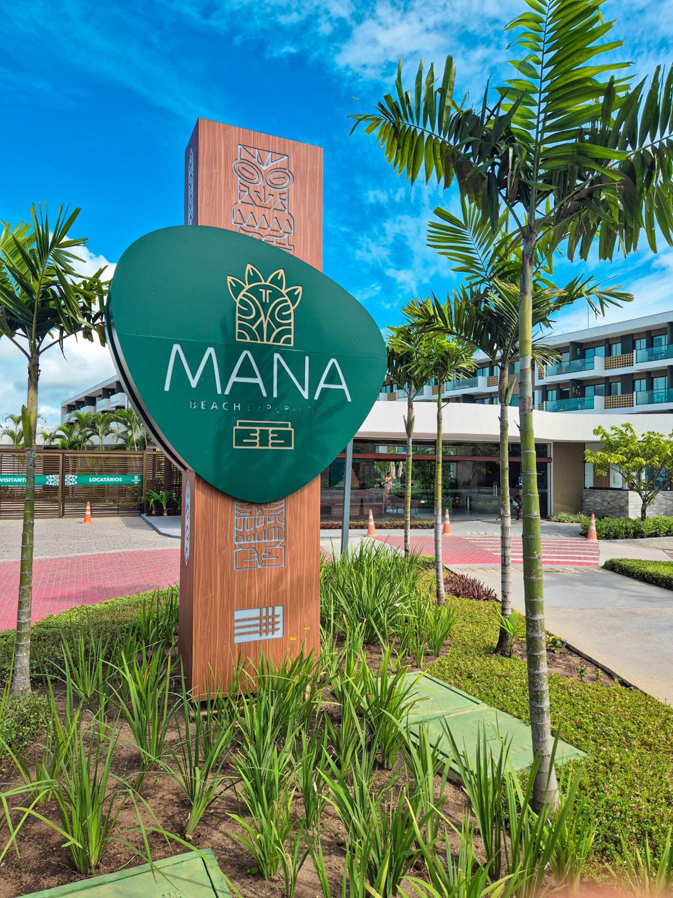 Flat Luxo Oasis do Mana 350m da praia, Polo Aquático-2Qts, 2Gar