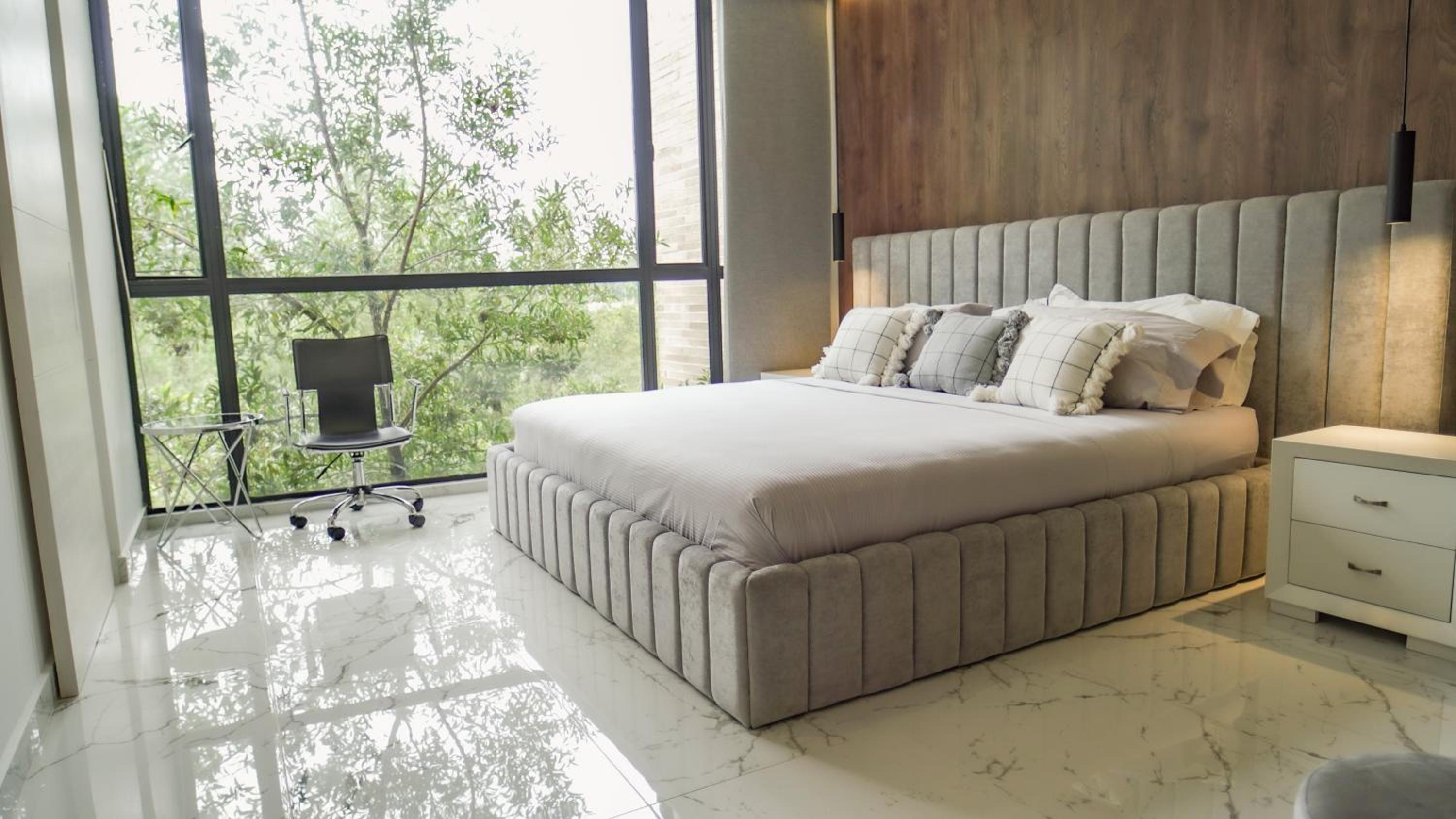 Private Apartment Near Poblado Medellin King Bed