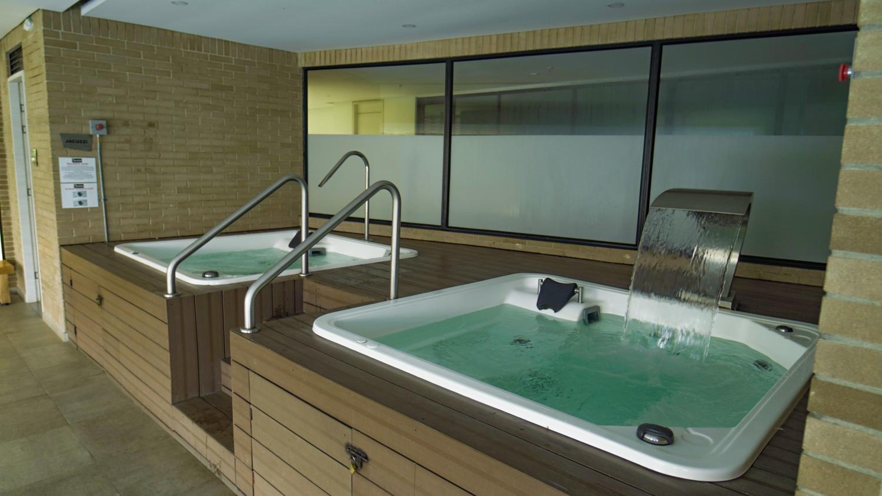 Private Apartment Near Poblado Medellin King Bed