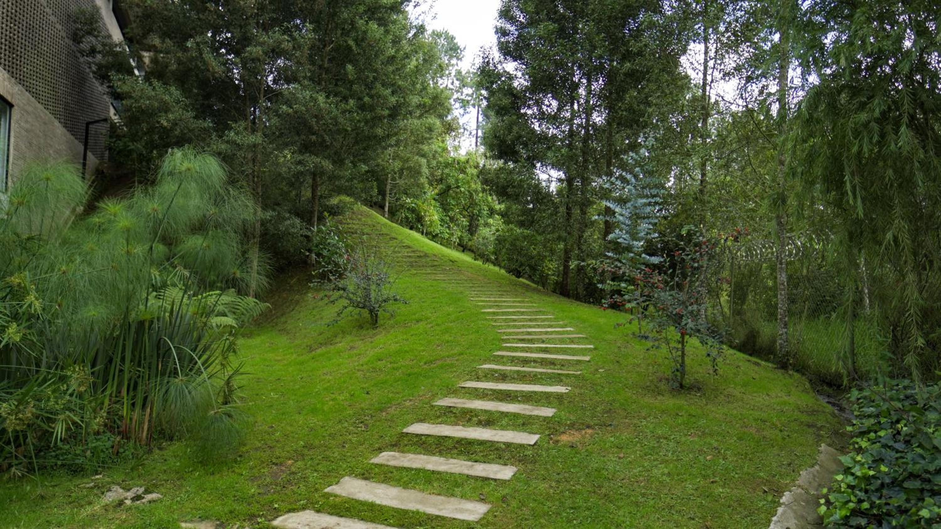 Private Apartment Near Poblado Medellin King Bed