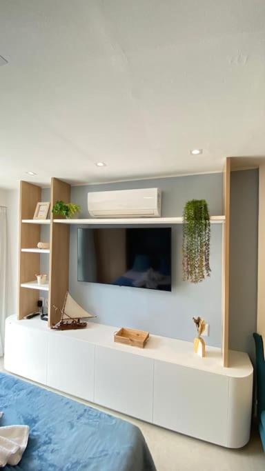 Flat Beach Way Carneiros Coral Azul