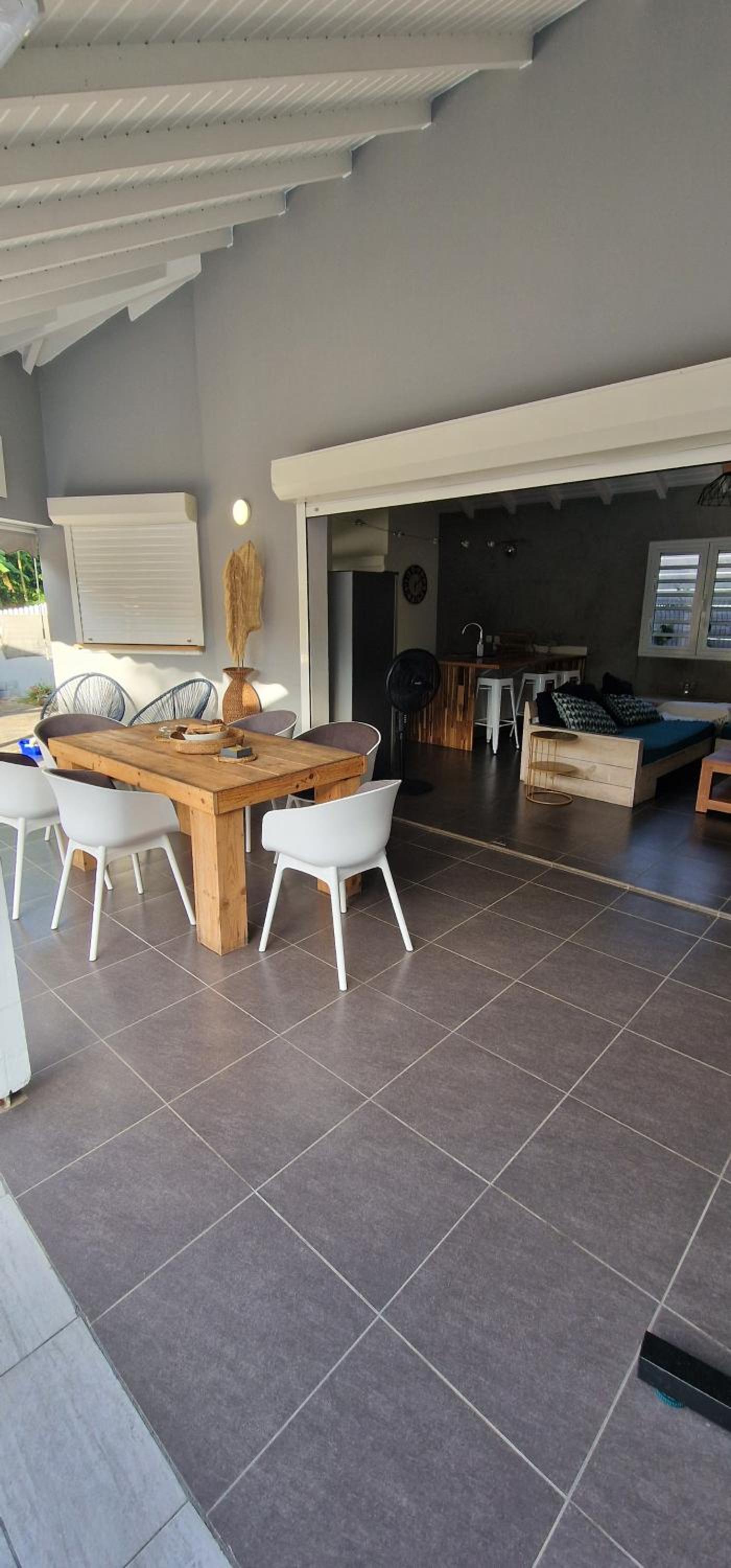 Maison avec piscine privée au Gosier en Guadeloupe view 3