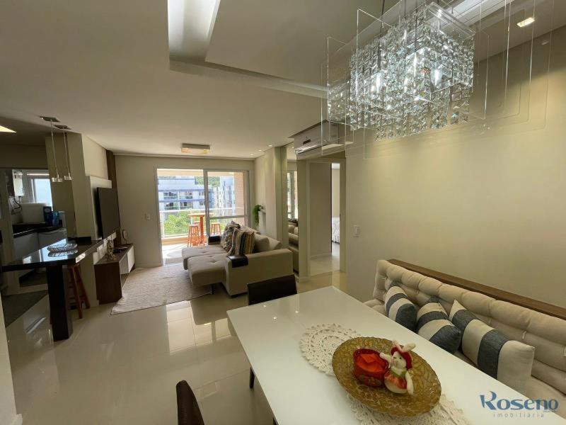 Cód 158 - Apartamento á 300m do mar.