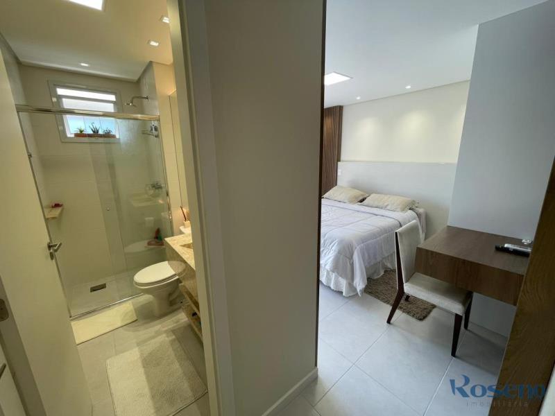 Cód 158 - Apartamento á 300m do mar.