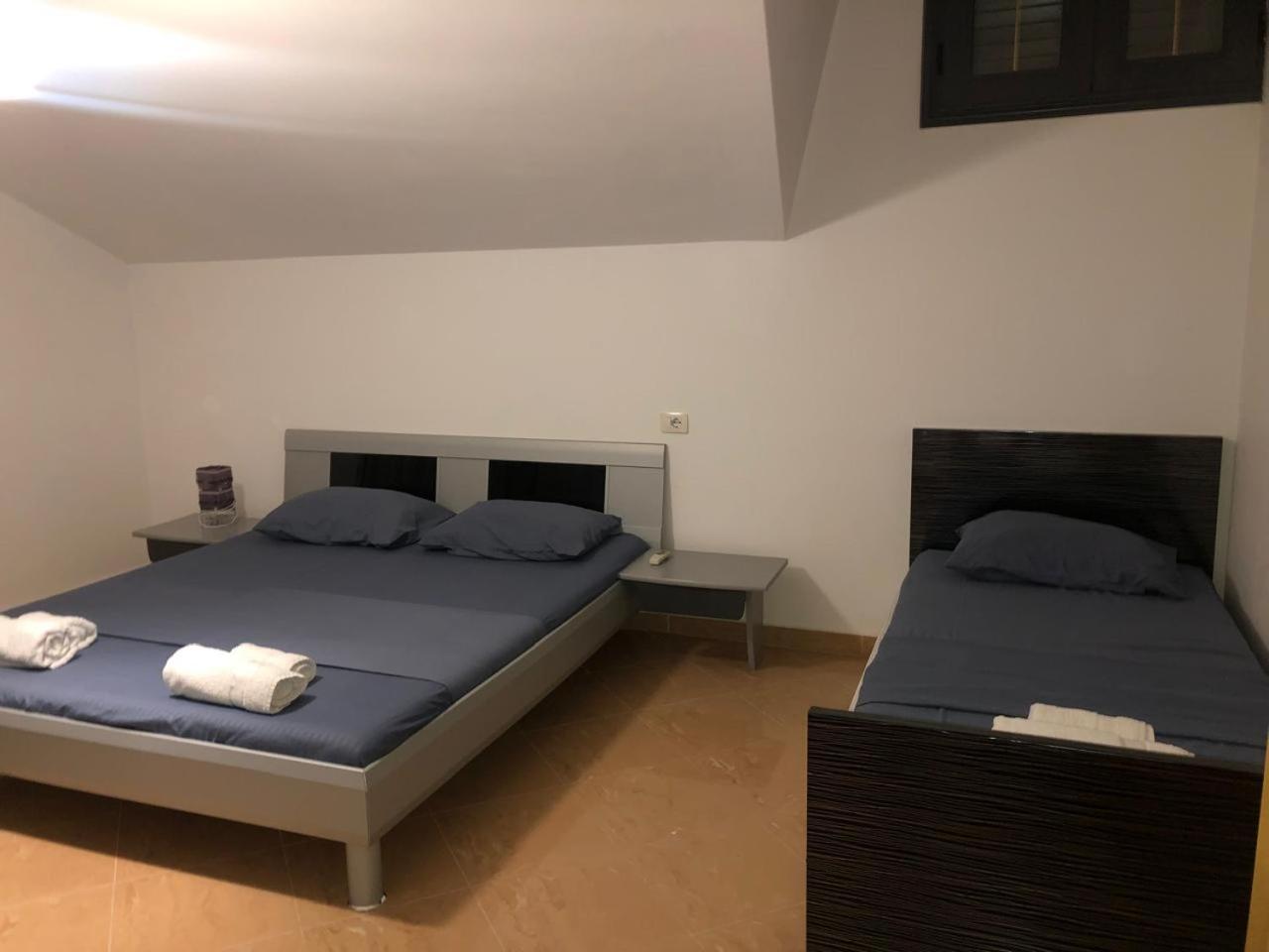 Ajmi Luxury Villa Durres