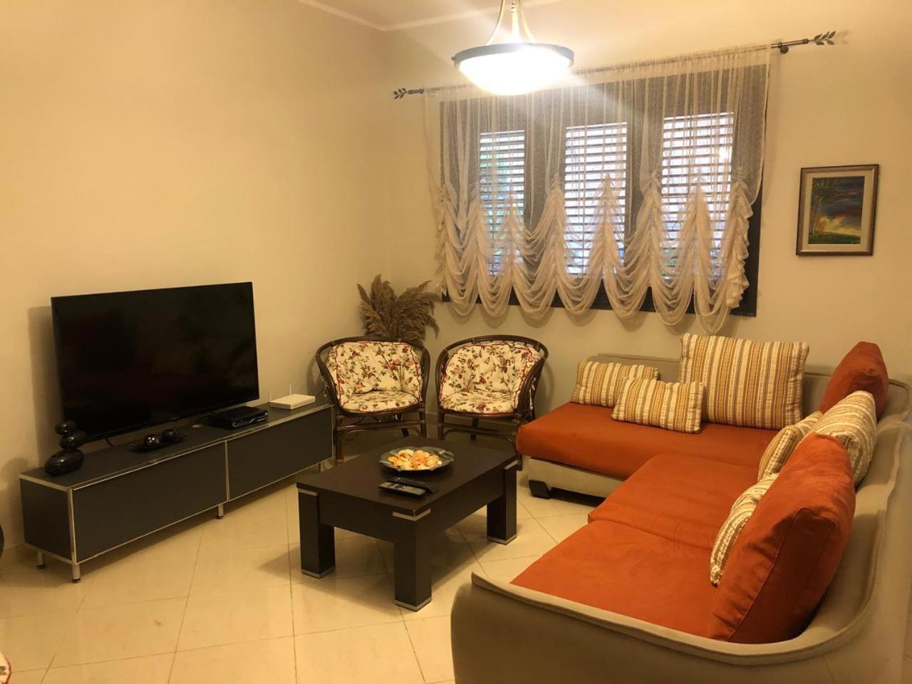 Ajmi Luxury Villa Durres