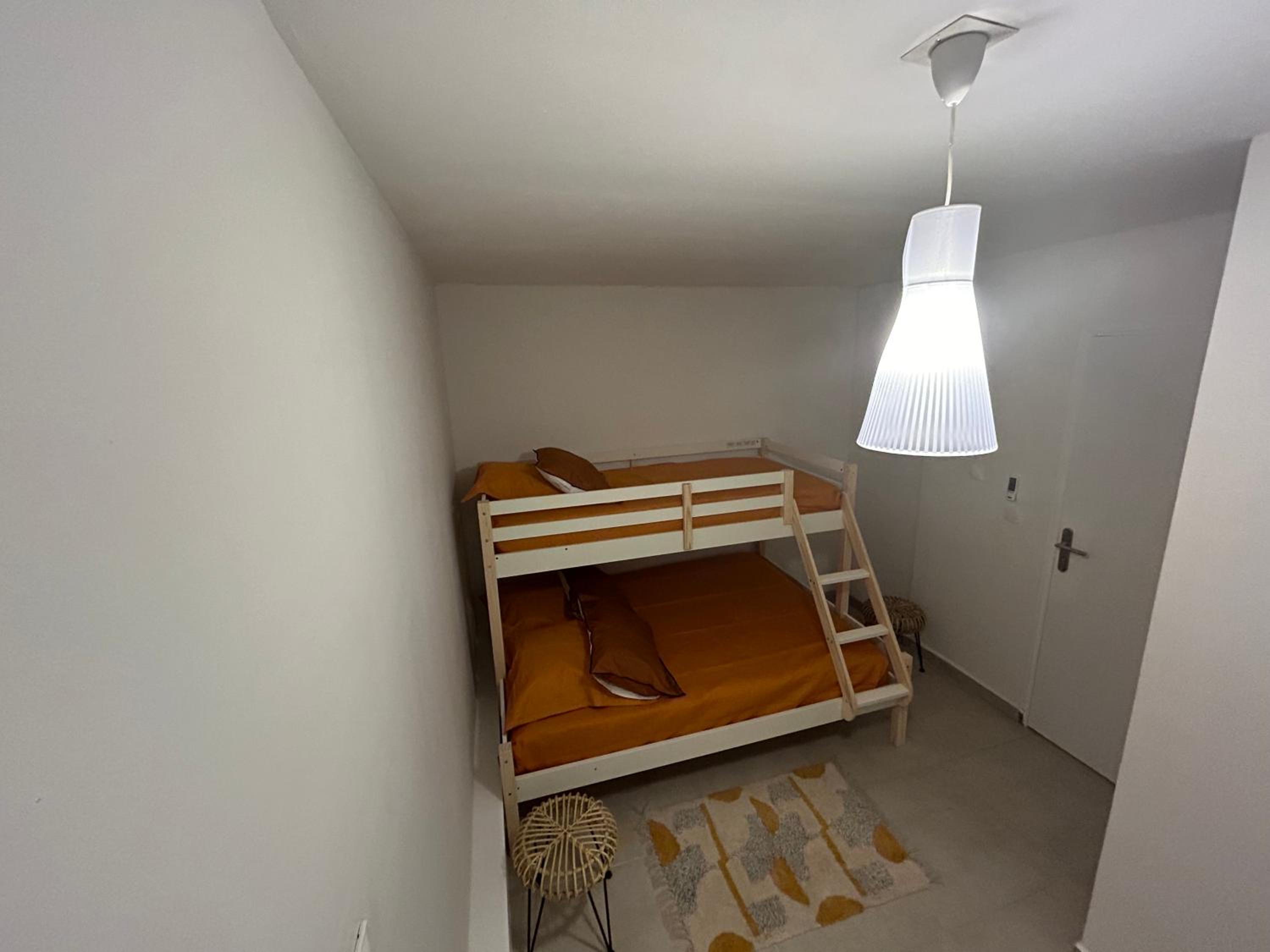 appartement bas du fort view 2