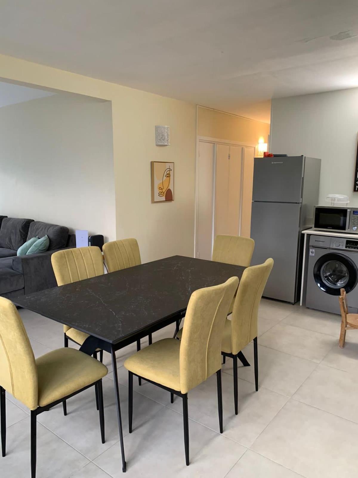 appartement bas du fort view 3