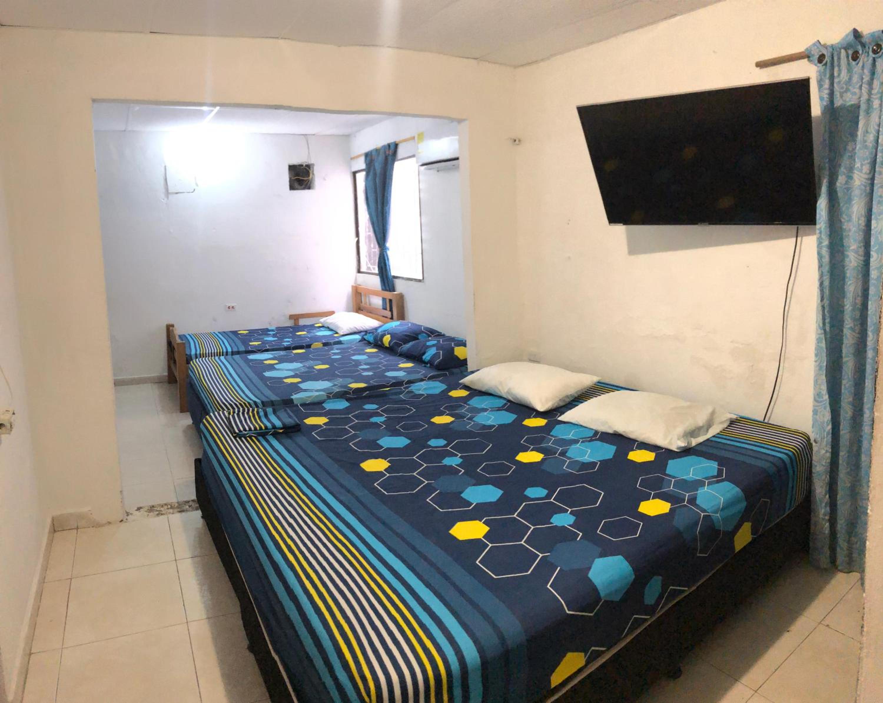 Hostal SANTORINI II