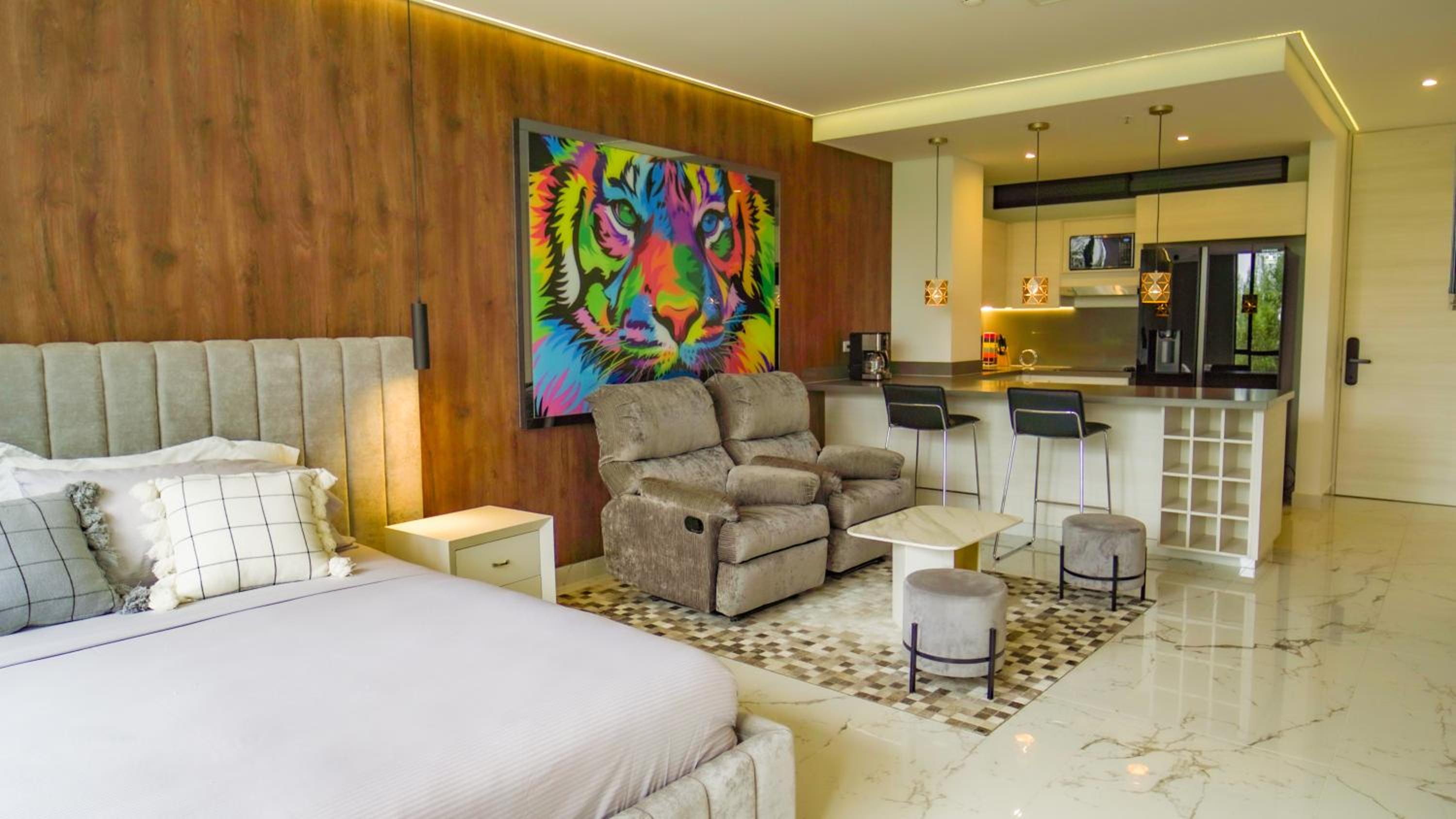 Private Apartment Near Poblado Medellin King Bed
