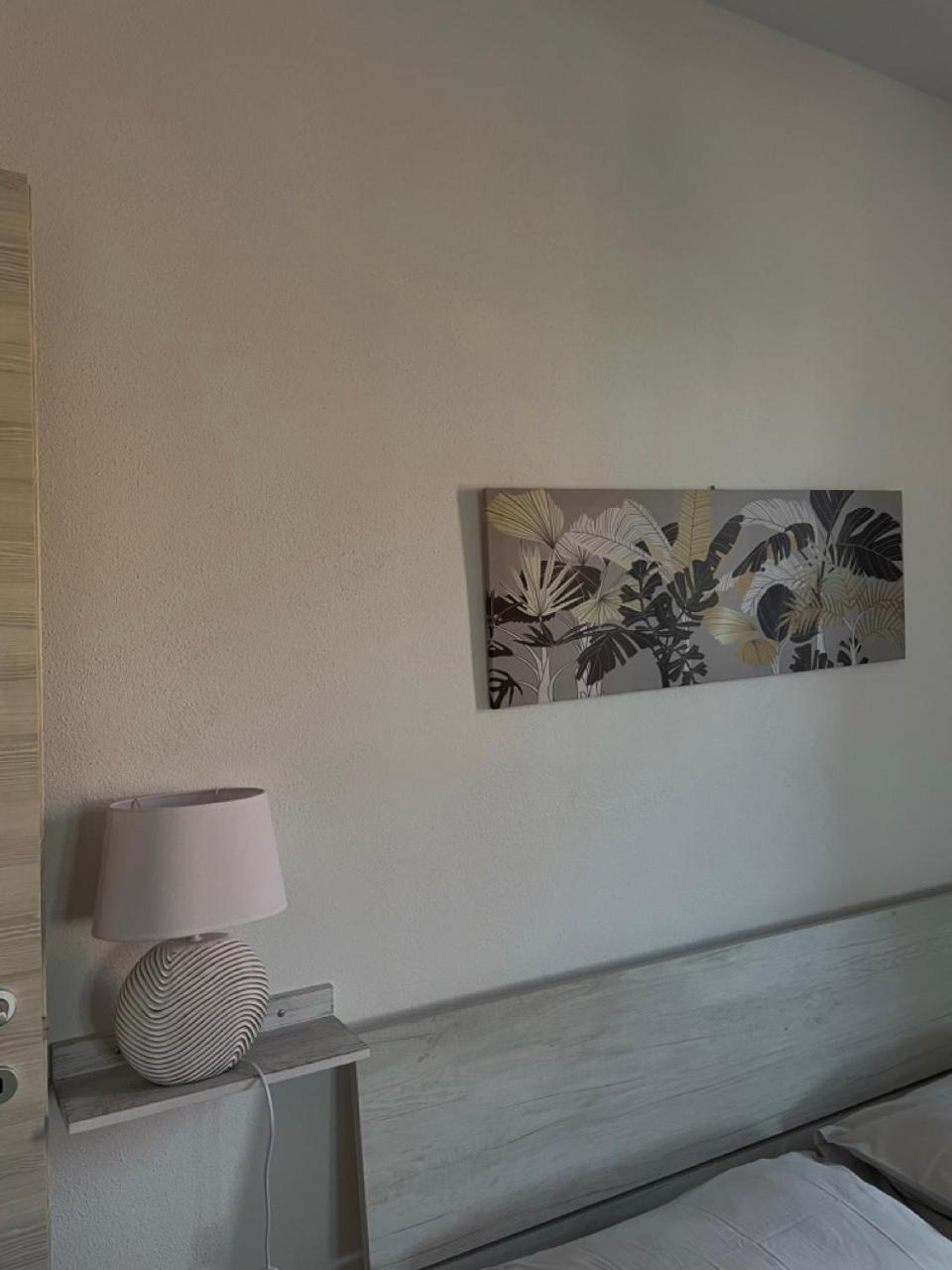 Il Sole Verde en Marrùbiu — hotel room