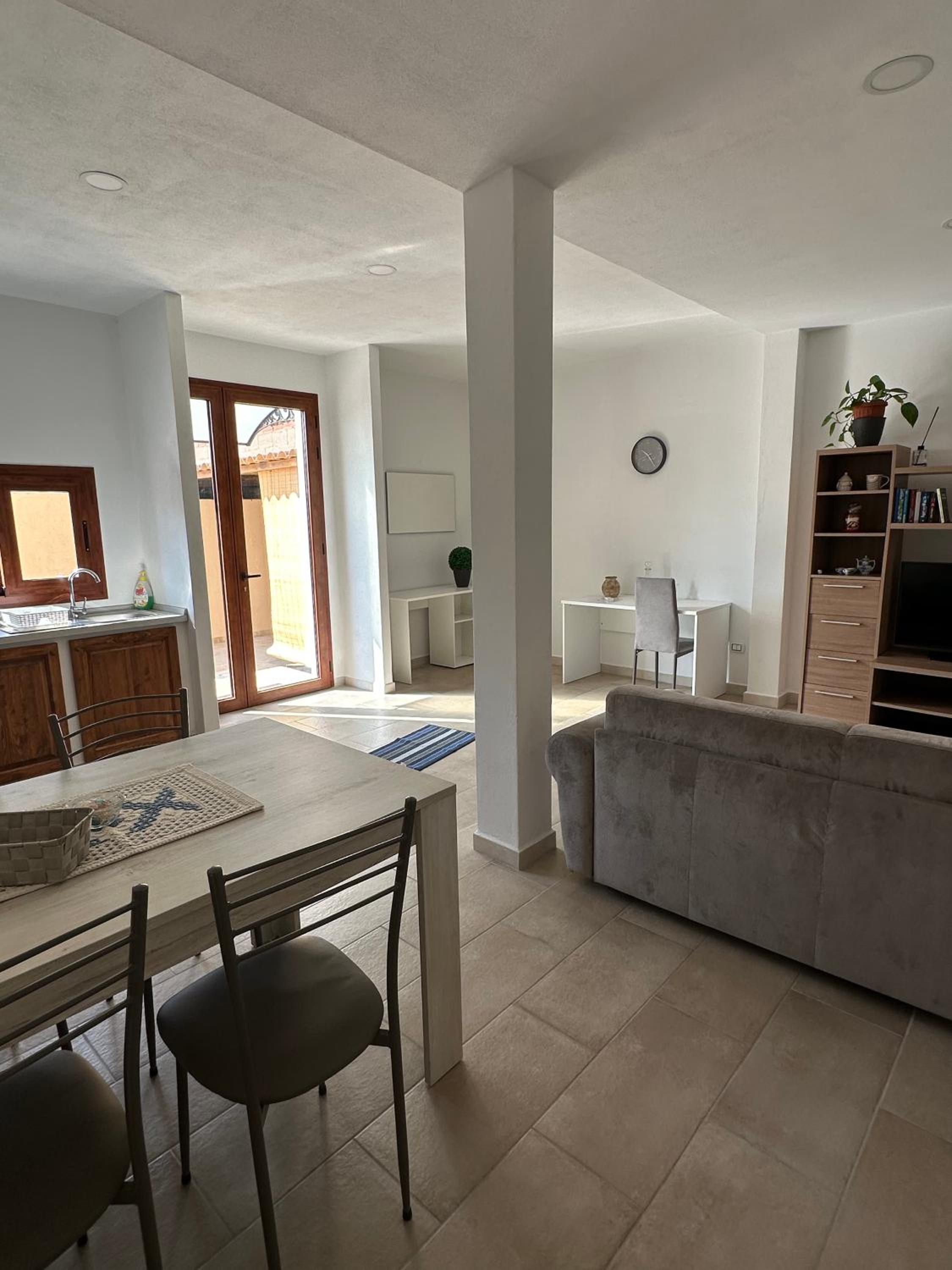Il Sole Verde en Marrùbiu — hotel room