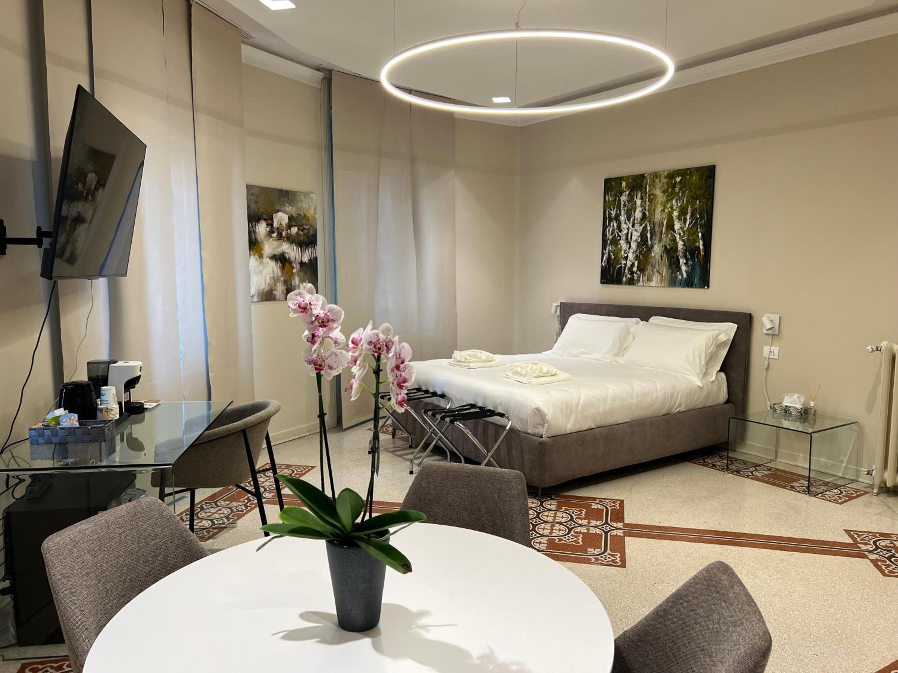 hotel room