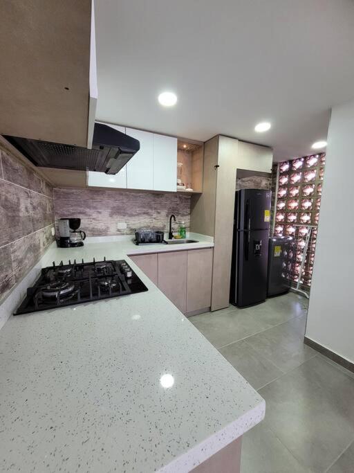 Cali Valle Del Lili Piso 6 Apartamento Hermoso y Tranquilo