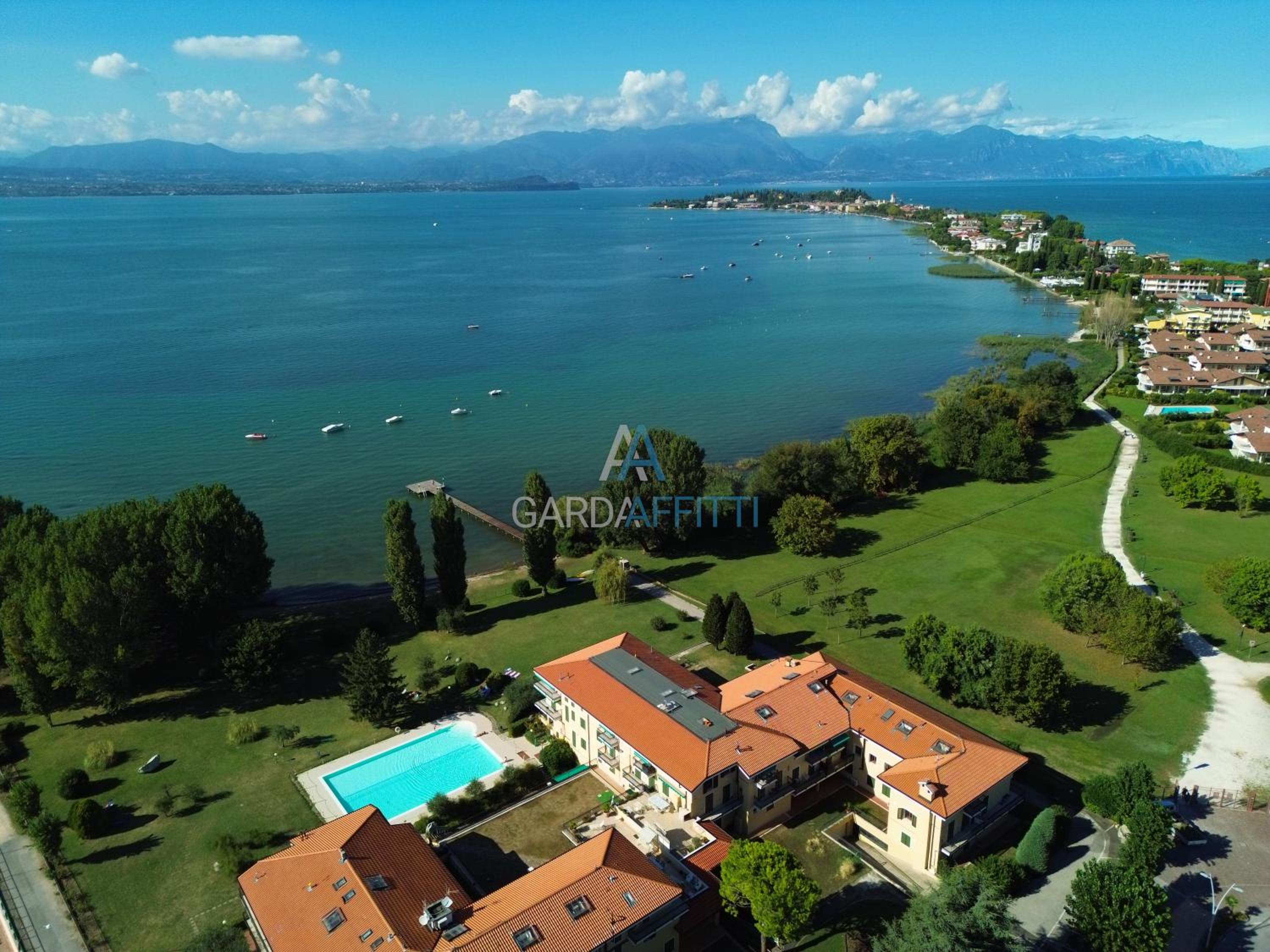 Sirmione Vacations - Little Venezia Apt - Relax in Piscina Fronte Lago - Property Image 34