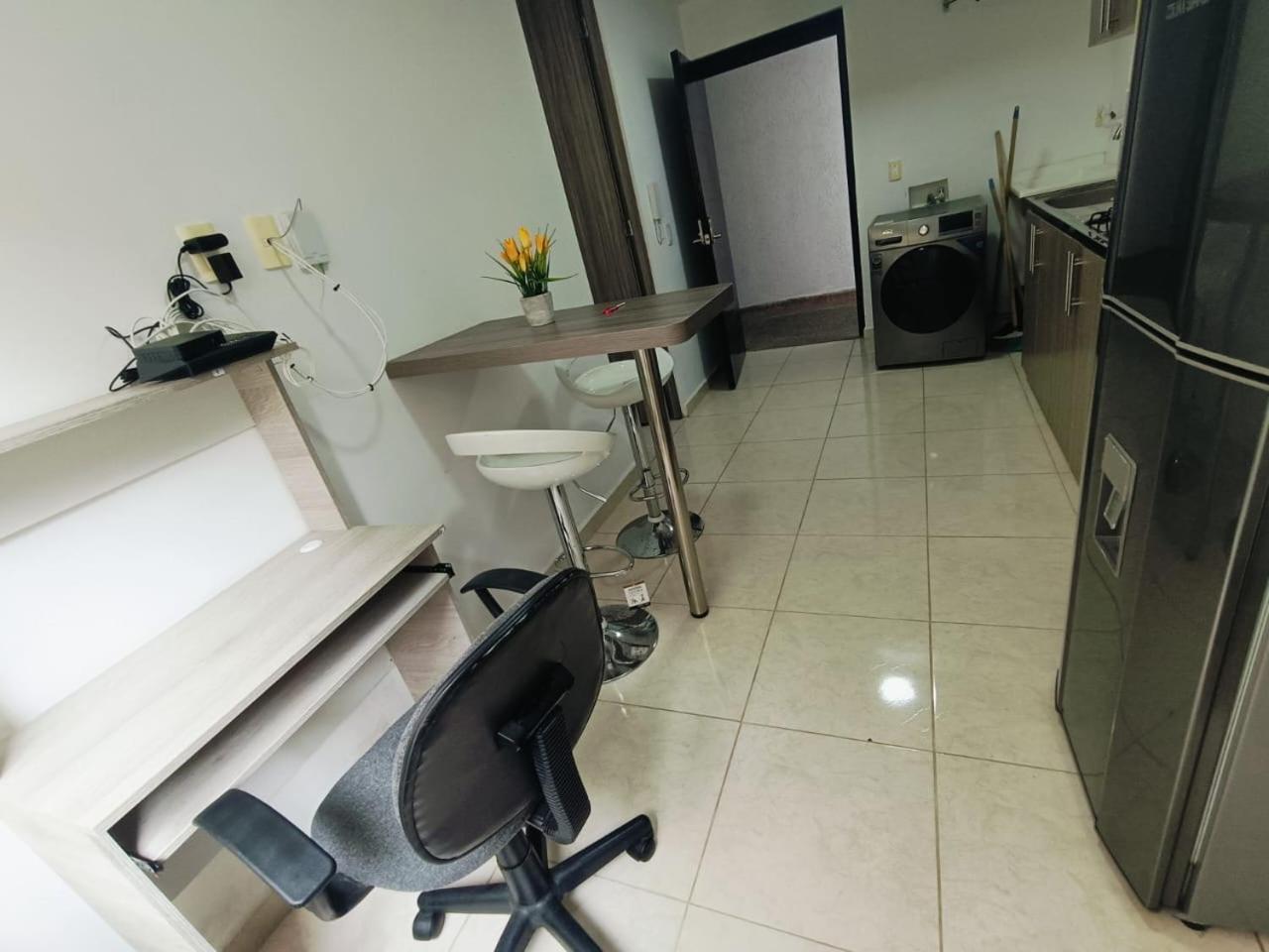 Acogedor Apartaestudio con Todas las Comodidades en Unidad Privada con Piscina