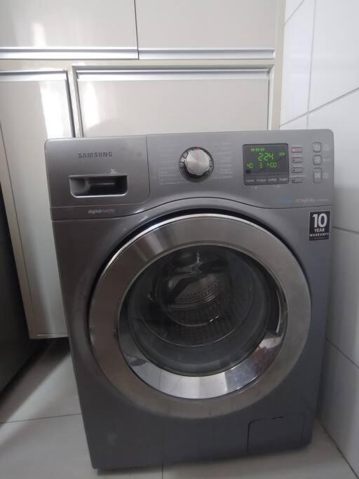 Apartamento condomineo portaria 24 hrs com lazer