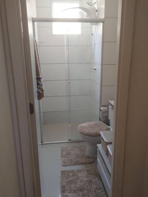 Apartamento condomineo portaria 24 hrs com lazer