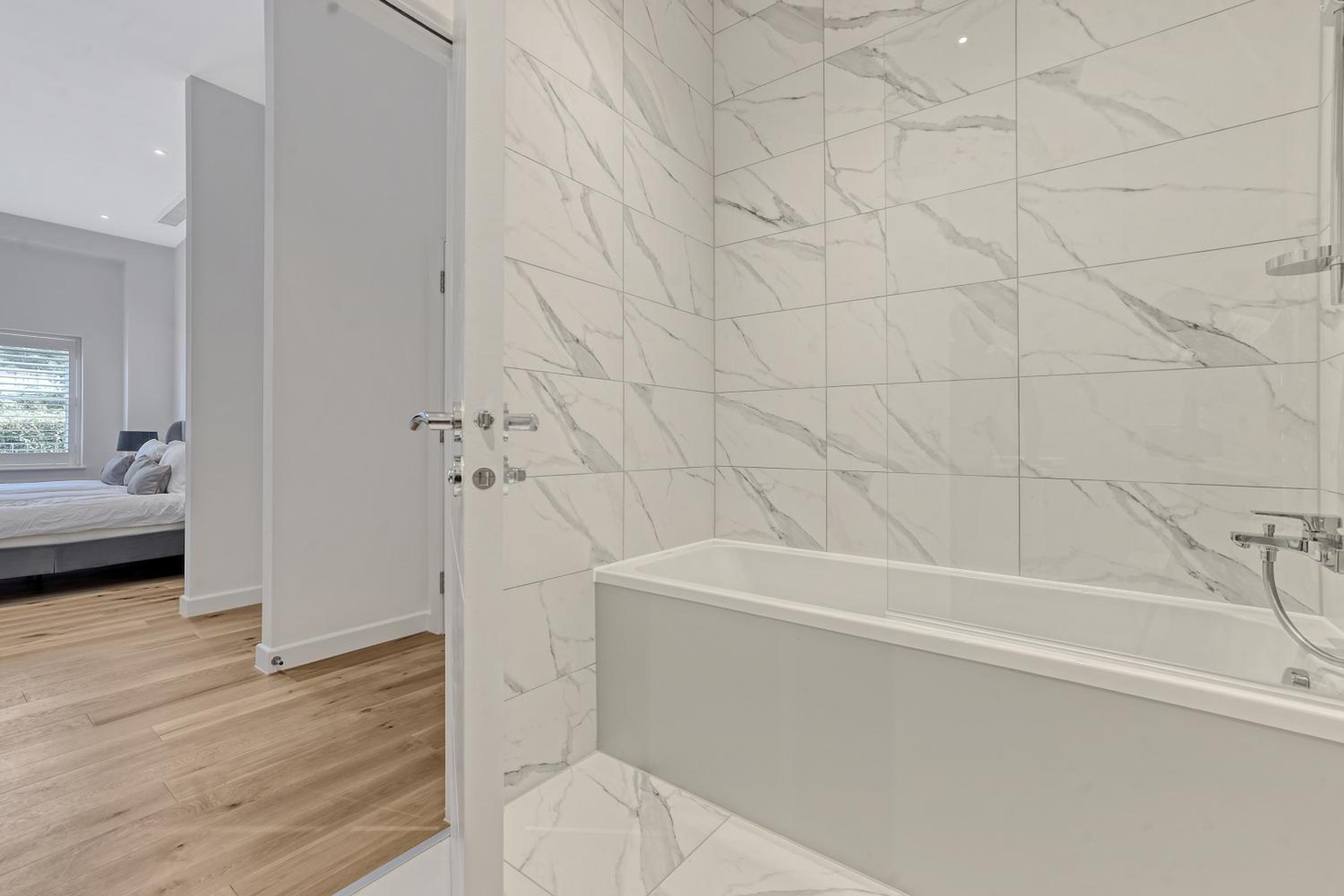 Exquisite 3BR Duplex Period Conversion, Air-con & Amenities