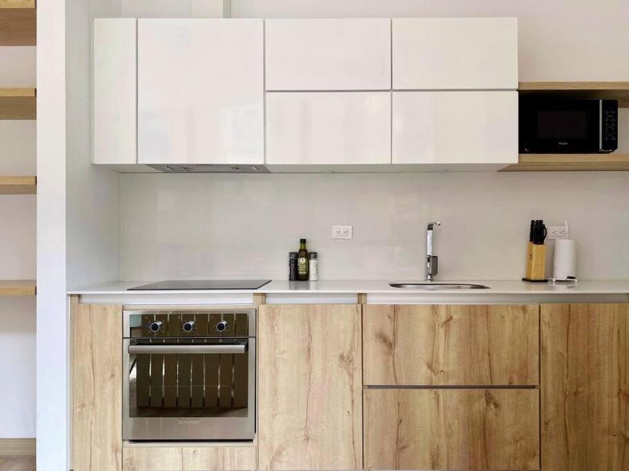 Breathtaking 2 BR in Zona Rosa