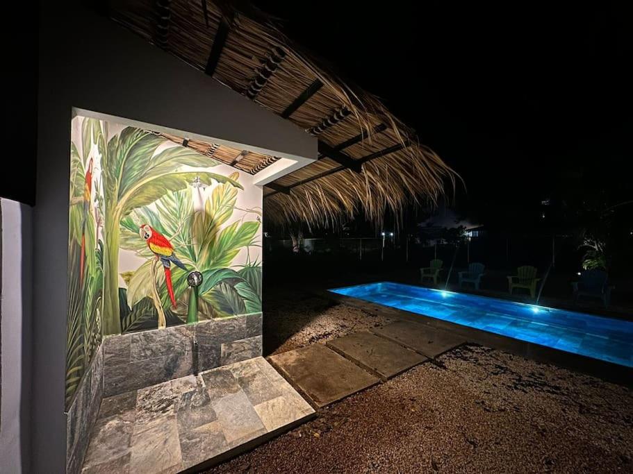 Beautiful House 3 bed 1 bath with private pool
