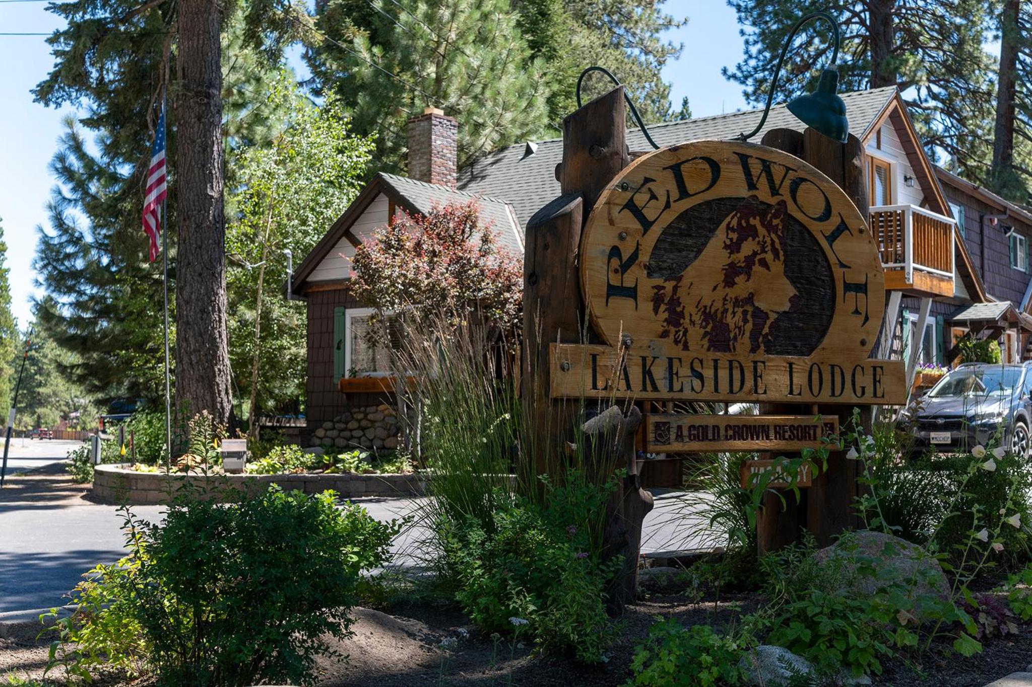 Red Wolf Lakeside Lodge - Property Image 43