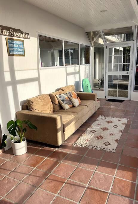 The Sandpit Relaxing Beachfront Getaway