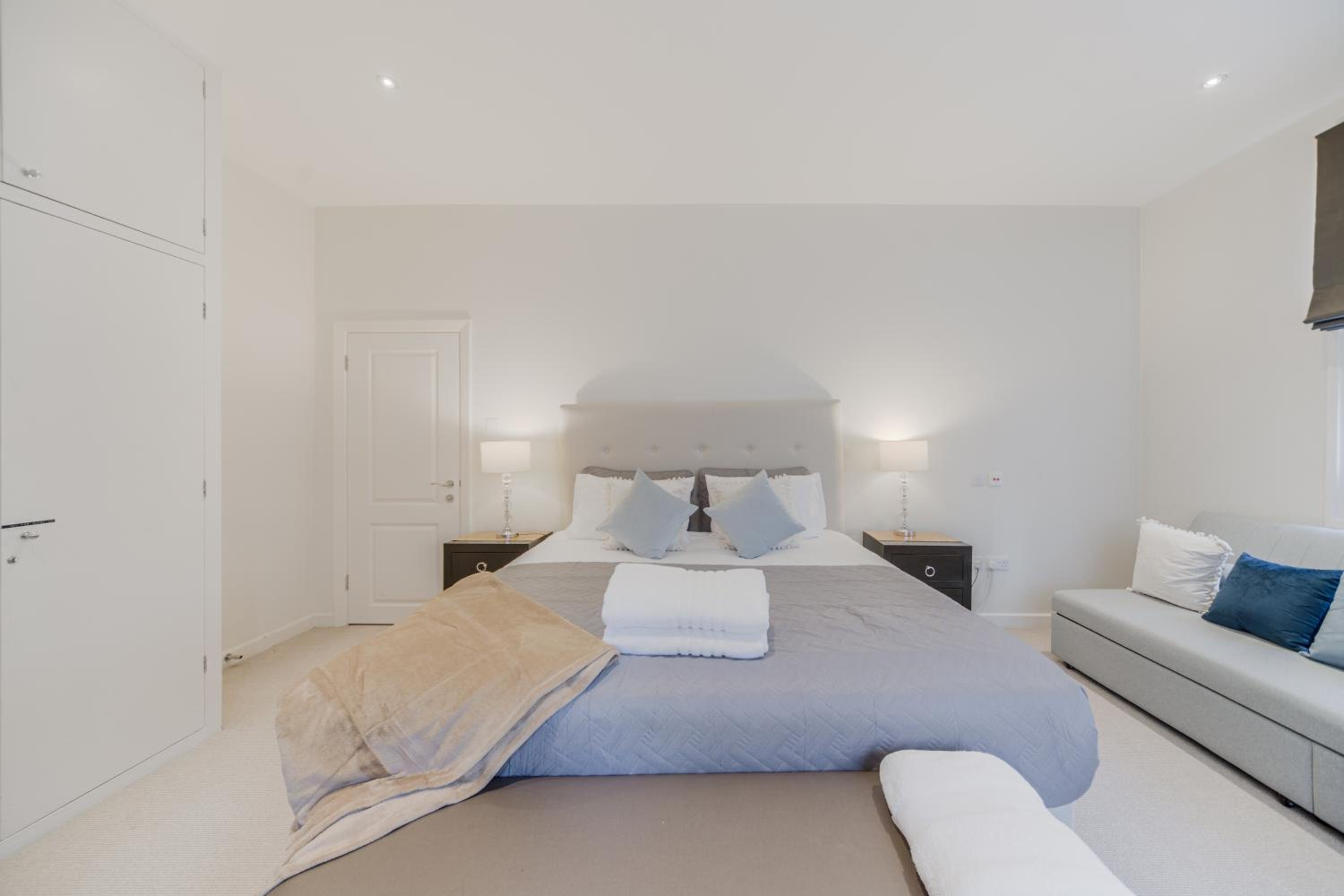 Estatesmen Mayfair Apartment
