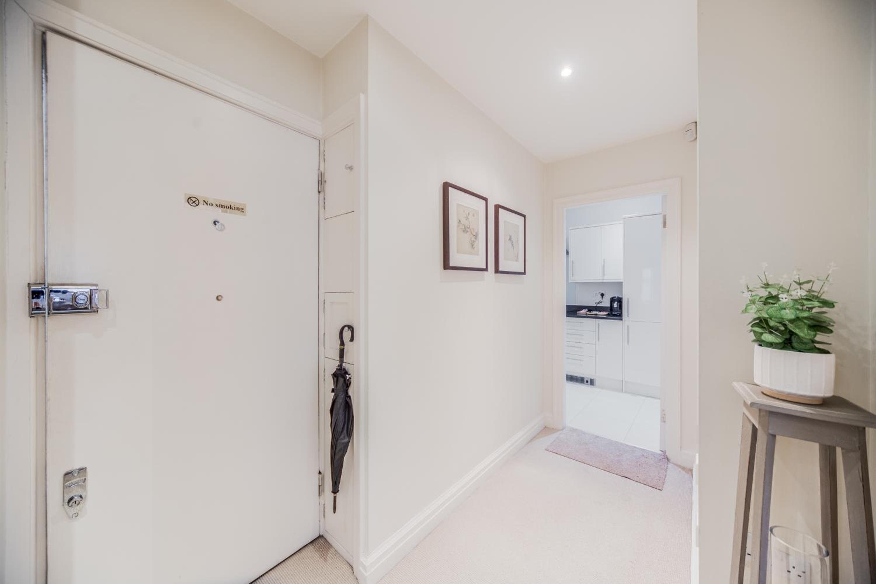 Estatesmen Mayfair Apartment