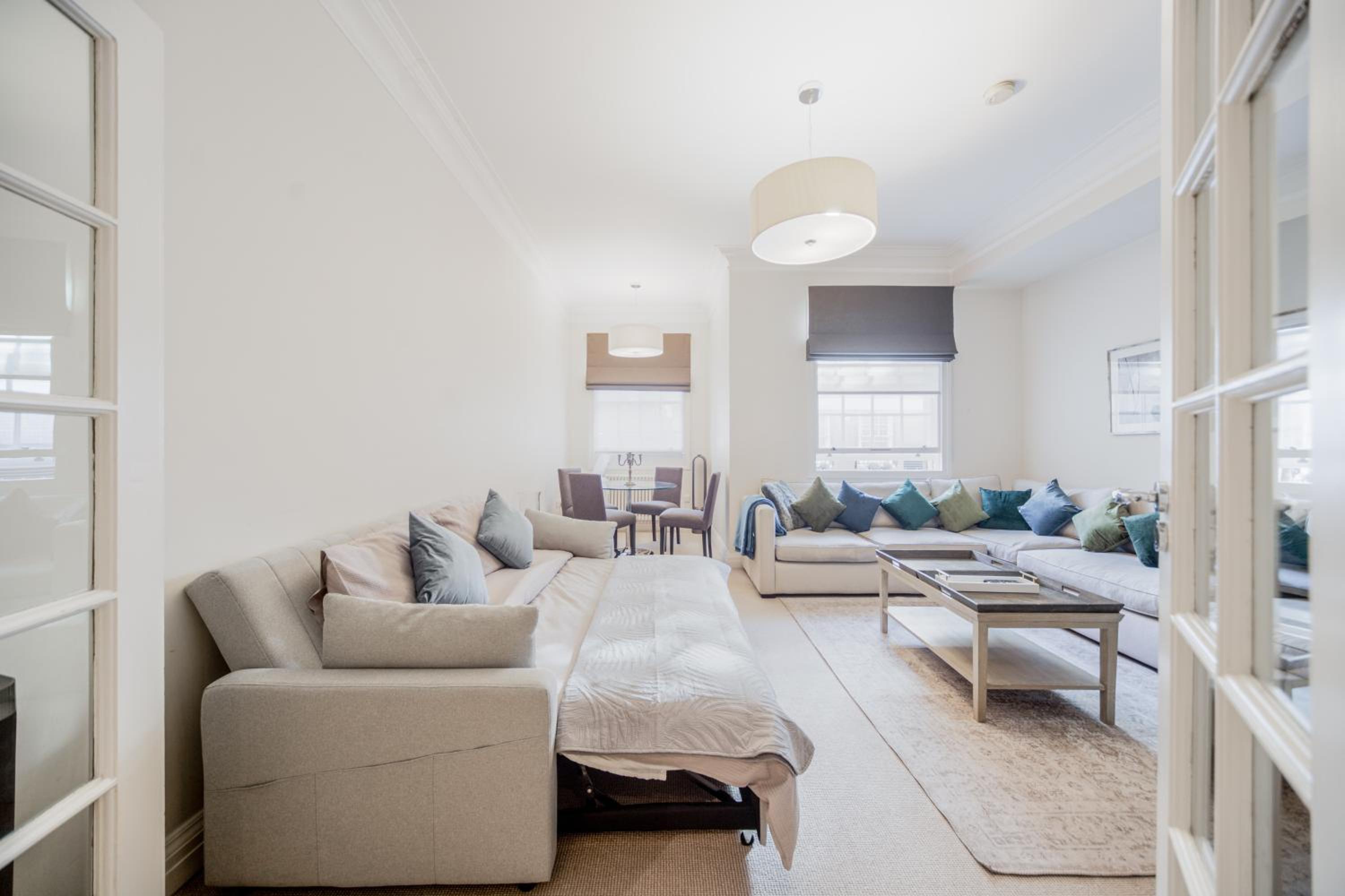 Estatesmen Mayfair Apartment